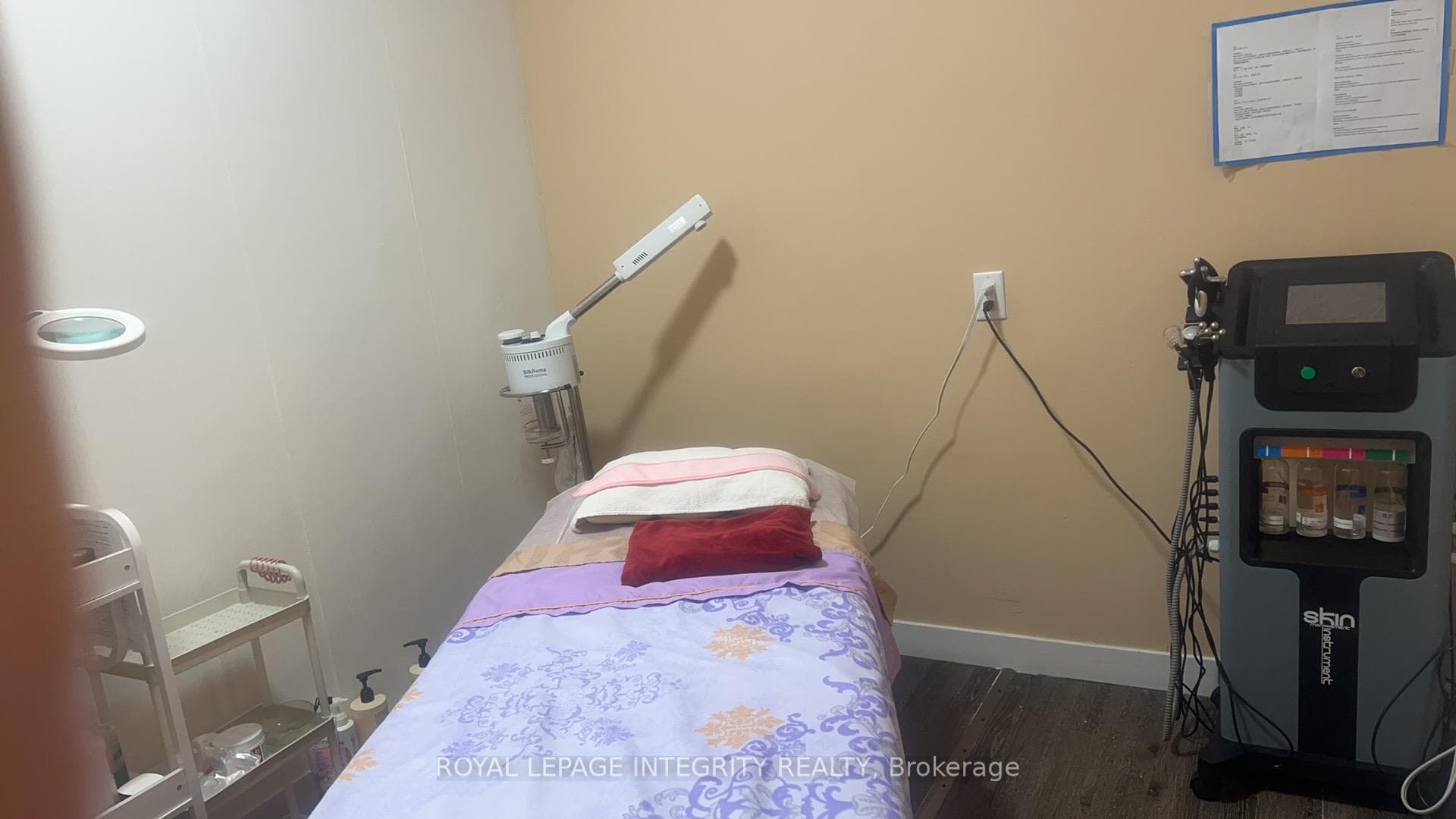 2446 BANK Street Unit 204 photo 3