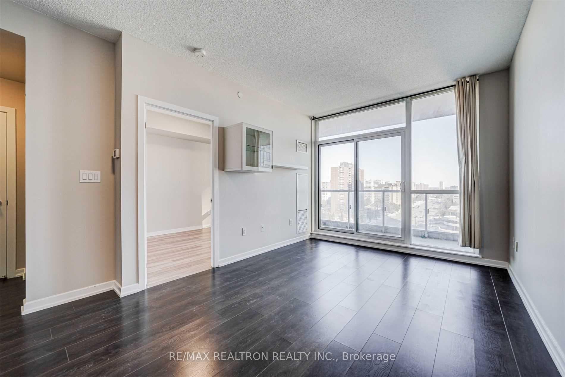 66 Forest Manor Road Unit 803 photo 11