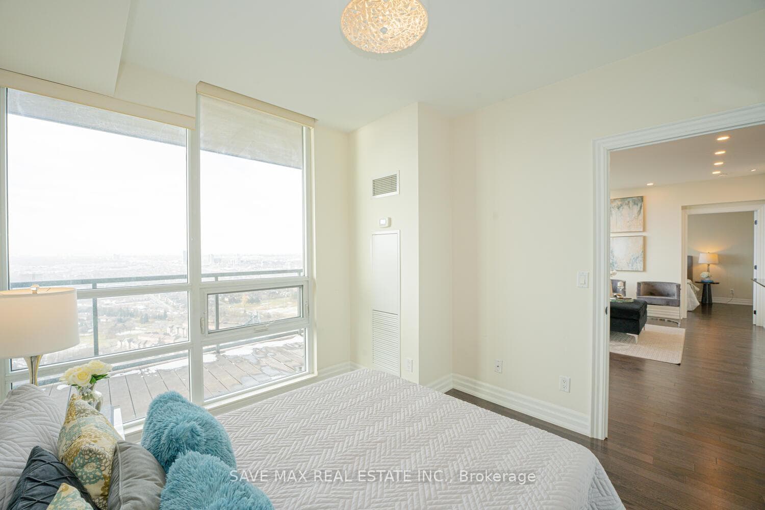 2230 Lake Shore Boulevard Unit 4202 photo 25