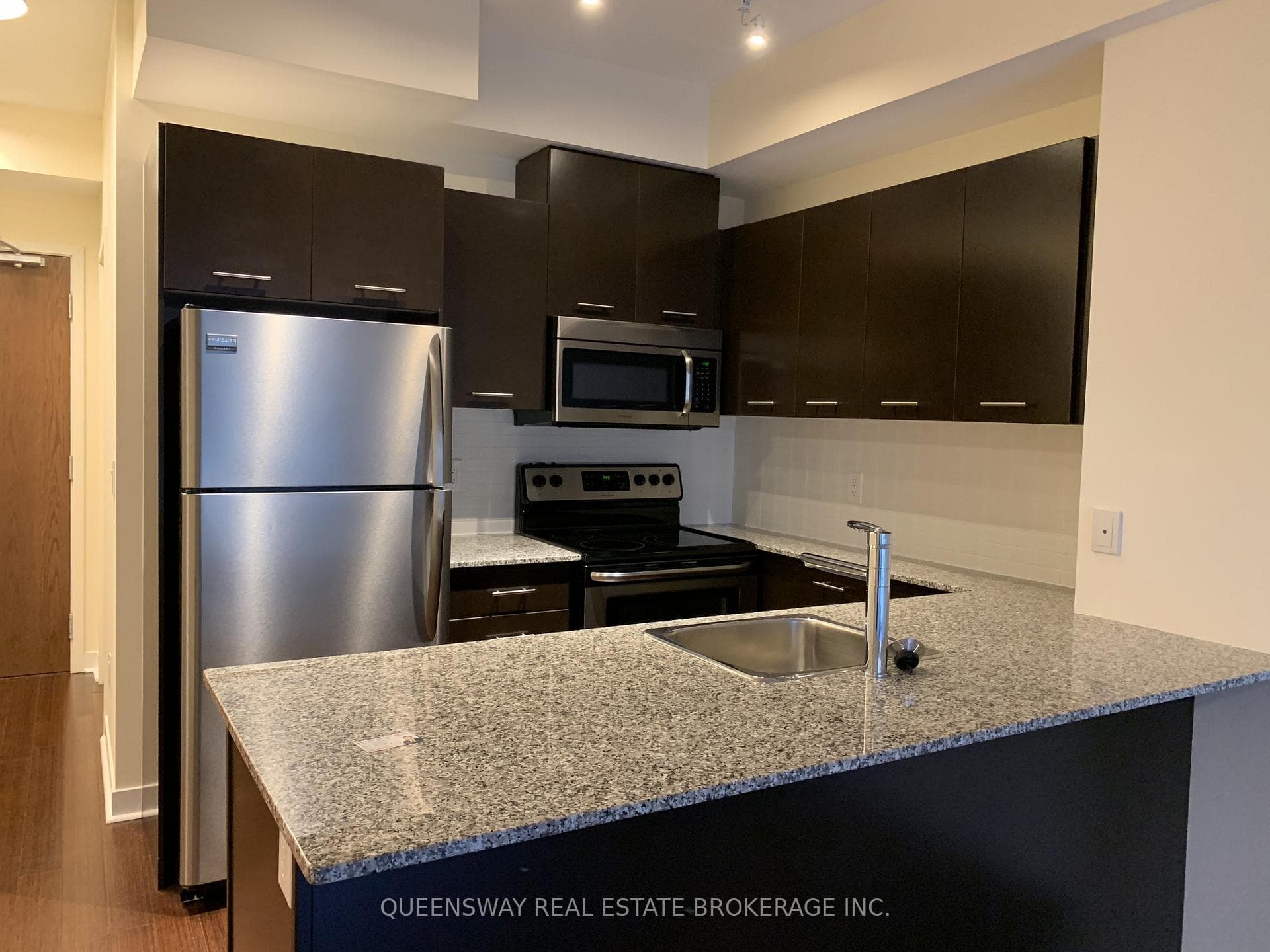 360 Square One Drive Unit 2104 photo 20