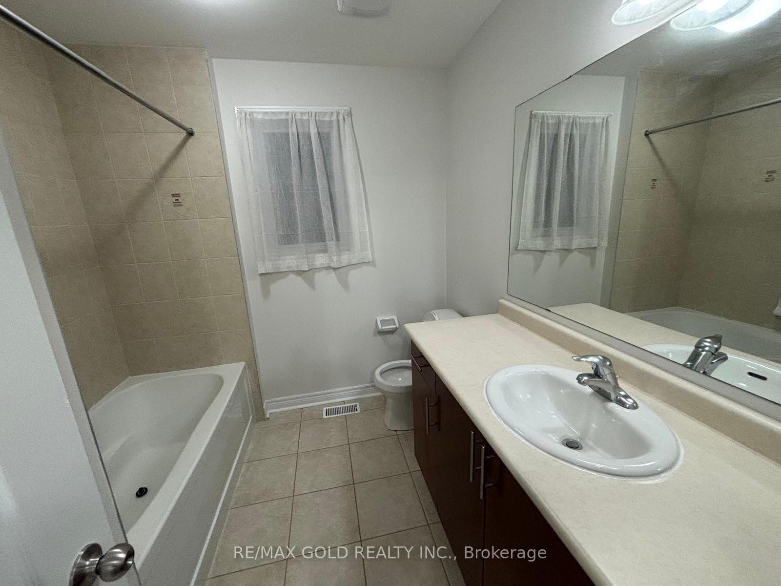88 Lightcatcher Circle photo 15