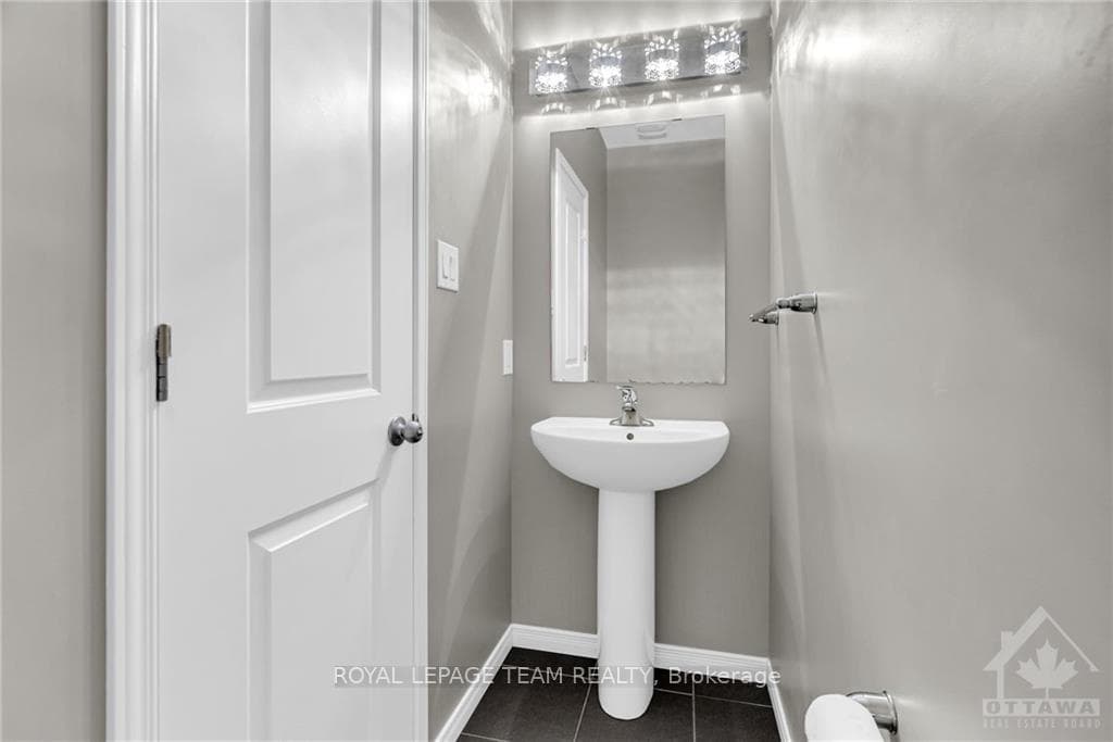 338 NONIUS Street photo 3