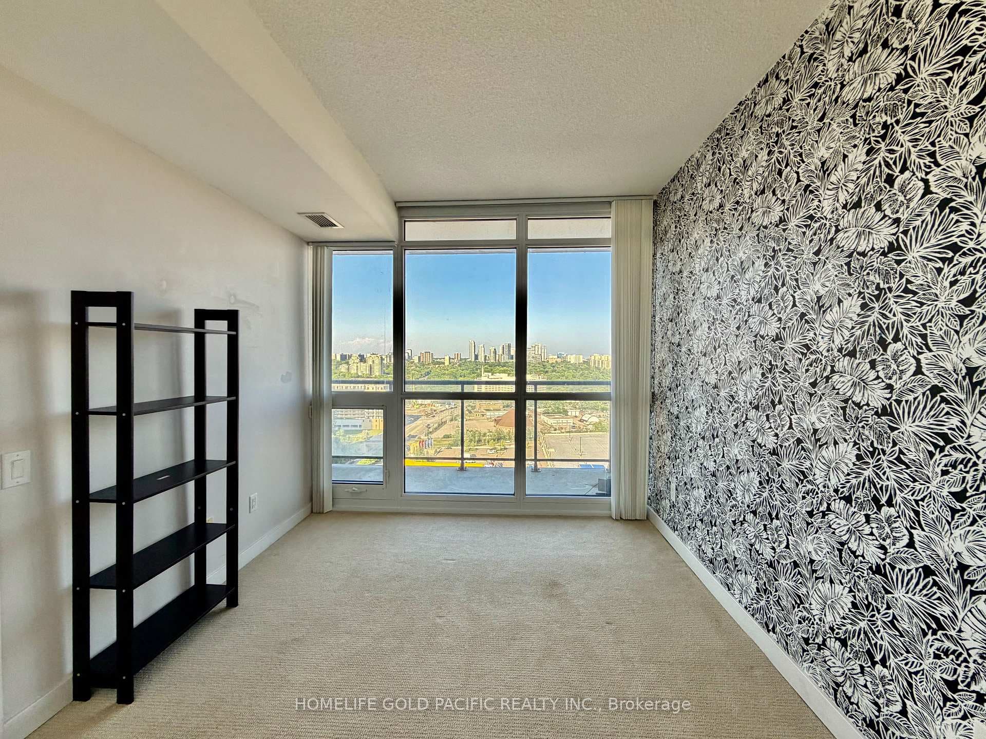 121 McMahon Drive Unit 2207 photo 6