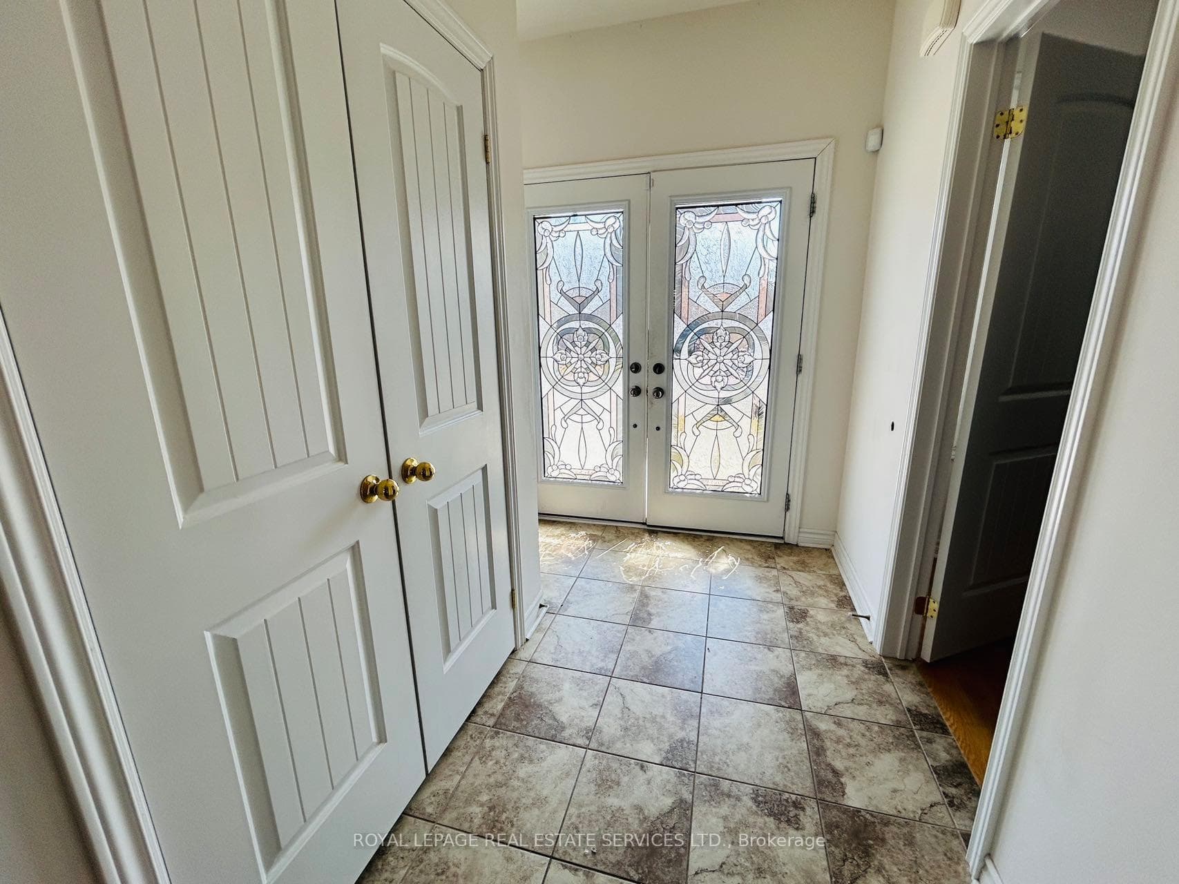 856 William Lee Avenue photo 4