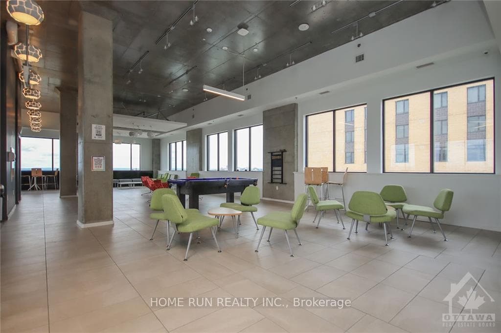 105 Champagne Avenue Unit 1817 photo 30