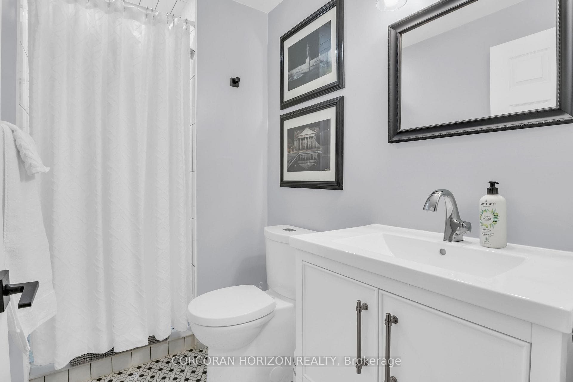 41 Tinatawa Court photo 25