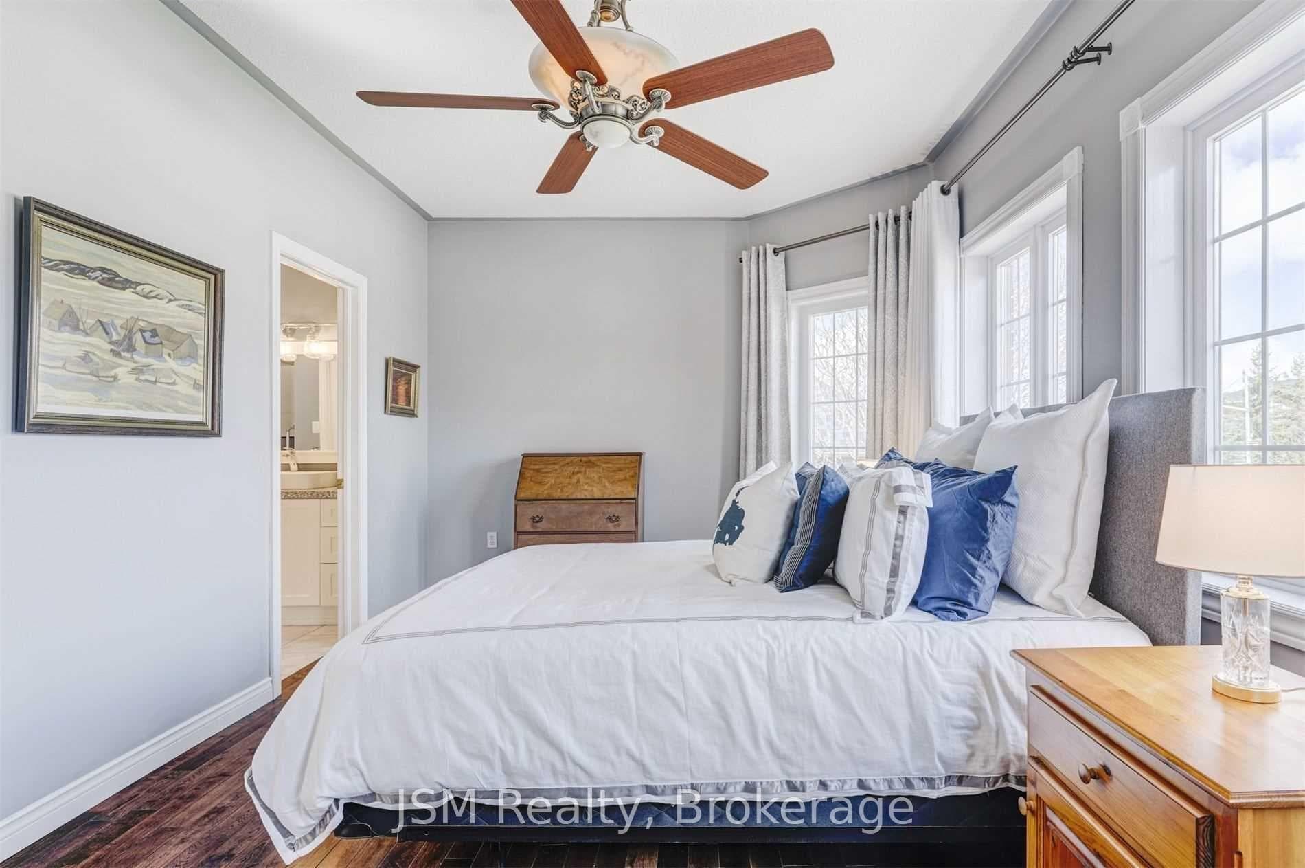 188 Golden Meadow Road photo 16