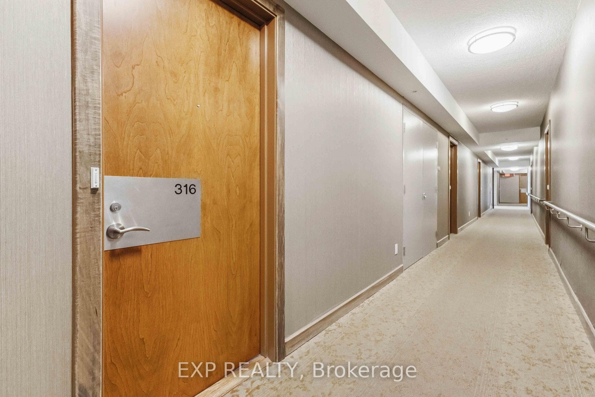 1038 McNicoll Avenue Unit 316 photo 6