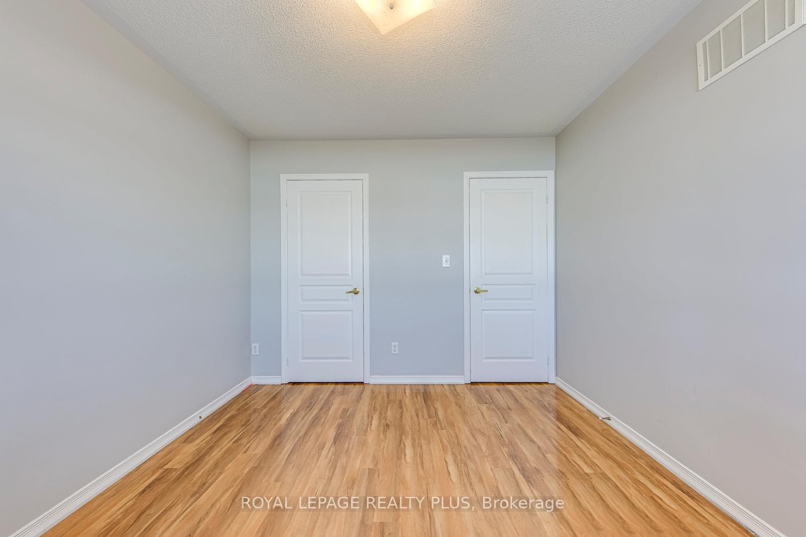 3167 Neyagawa Boulevard photo 32