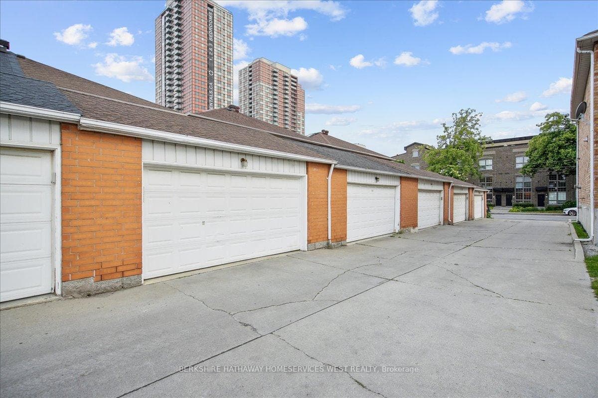 188 Brandon Avenue photo 36