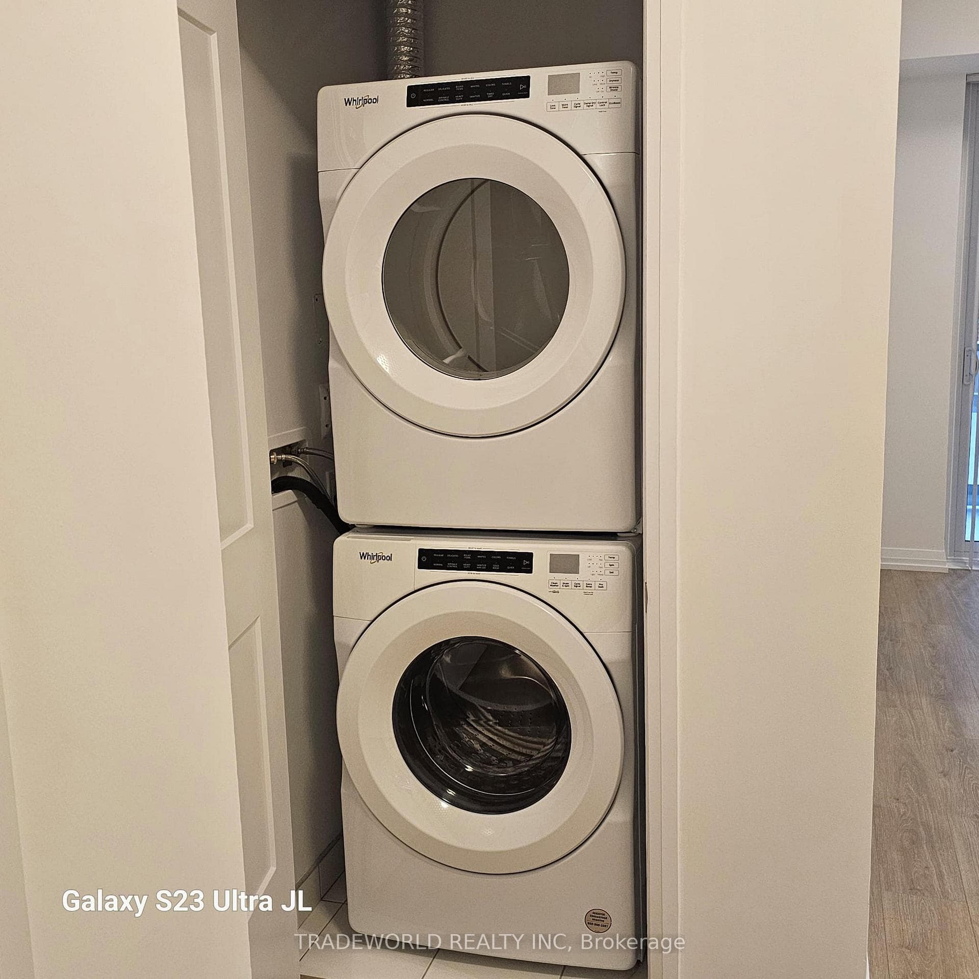 50 Dunfield Avenue Unit 718 photo 10