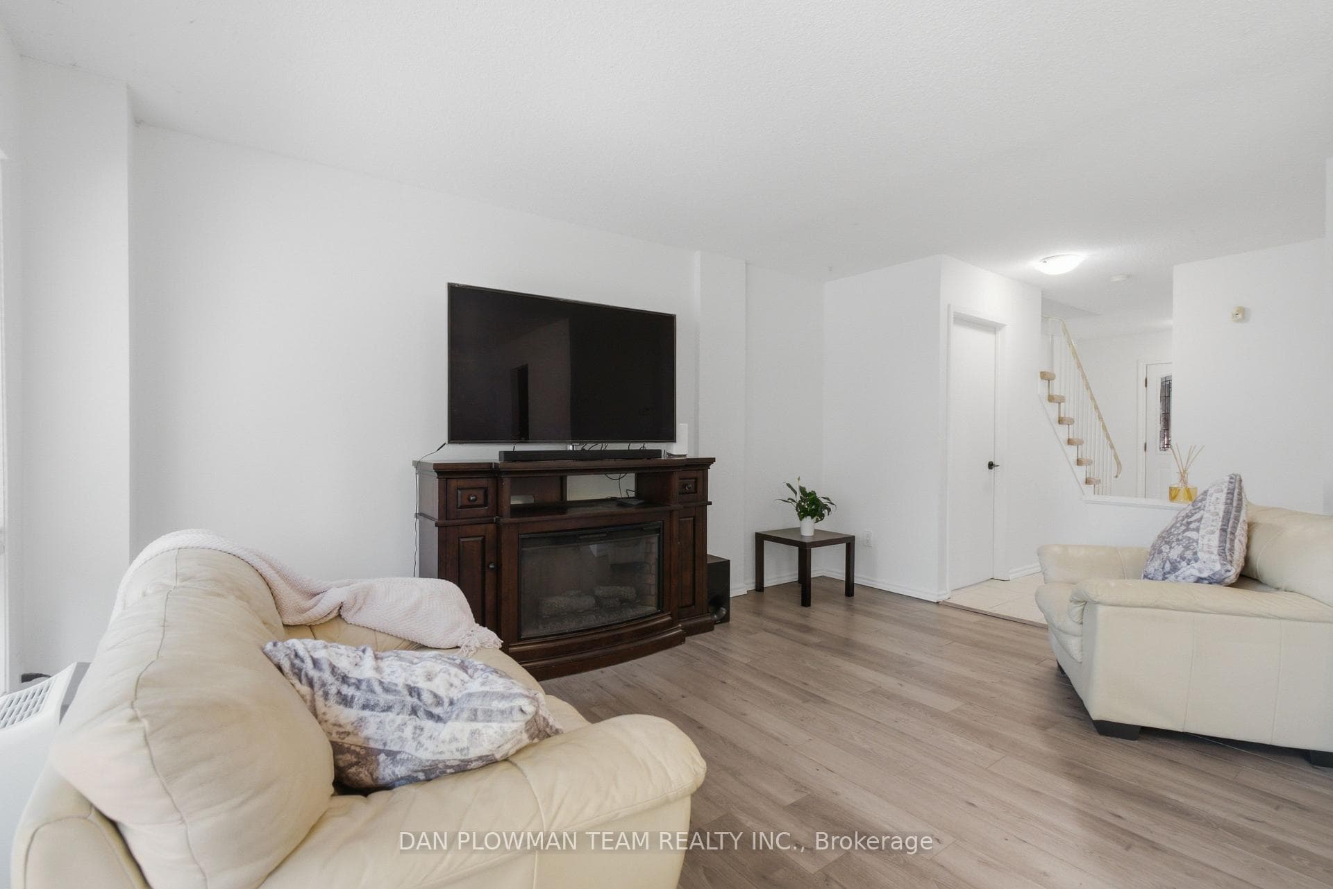 11 Livonia Place Unit 32 photo 6