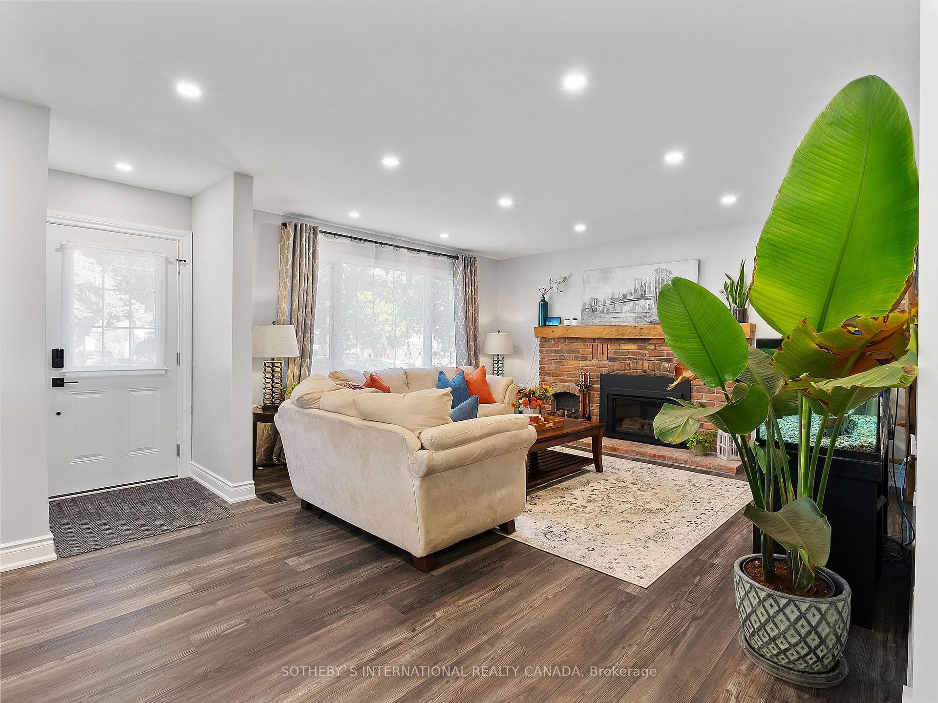 6 Melba Road photo 9