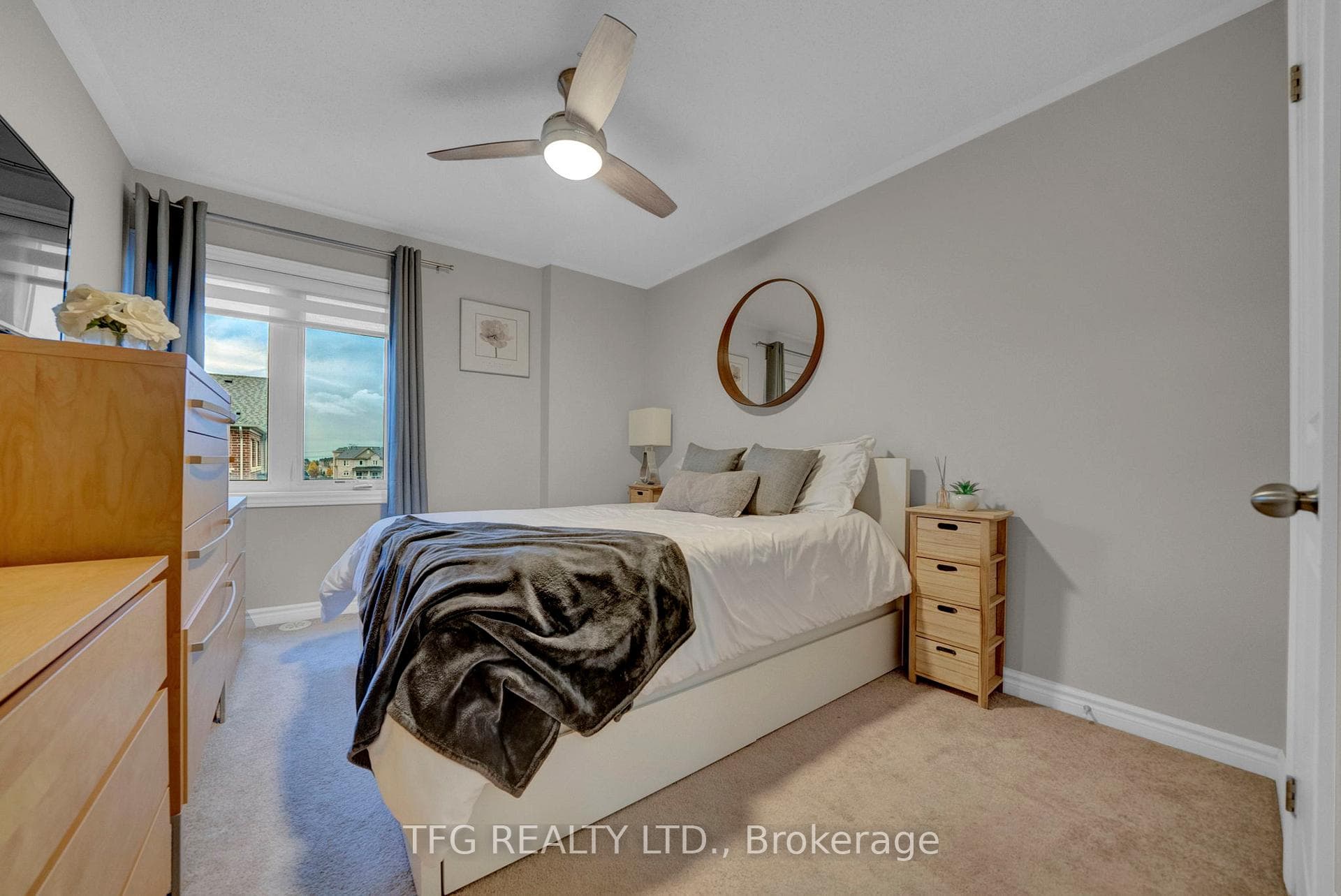 1730 Grenwich Glen Unit 249 photo 17
