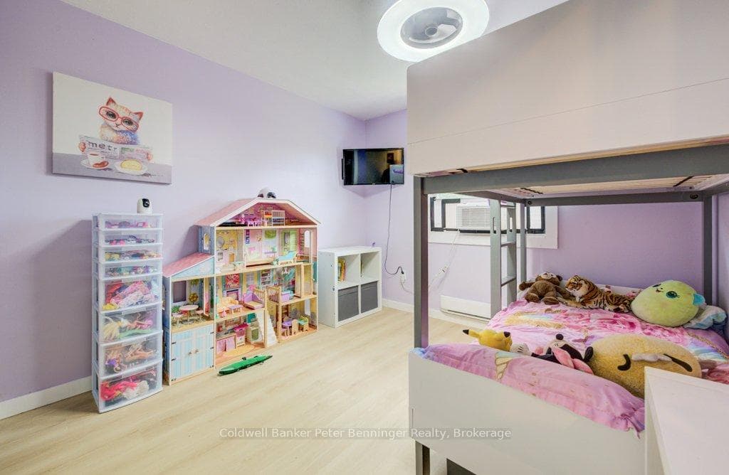 644 Stewart Drive photo 21