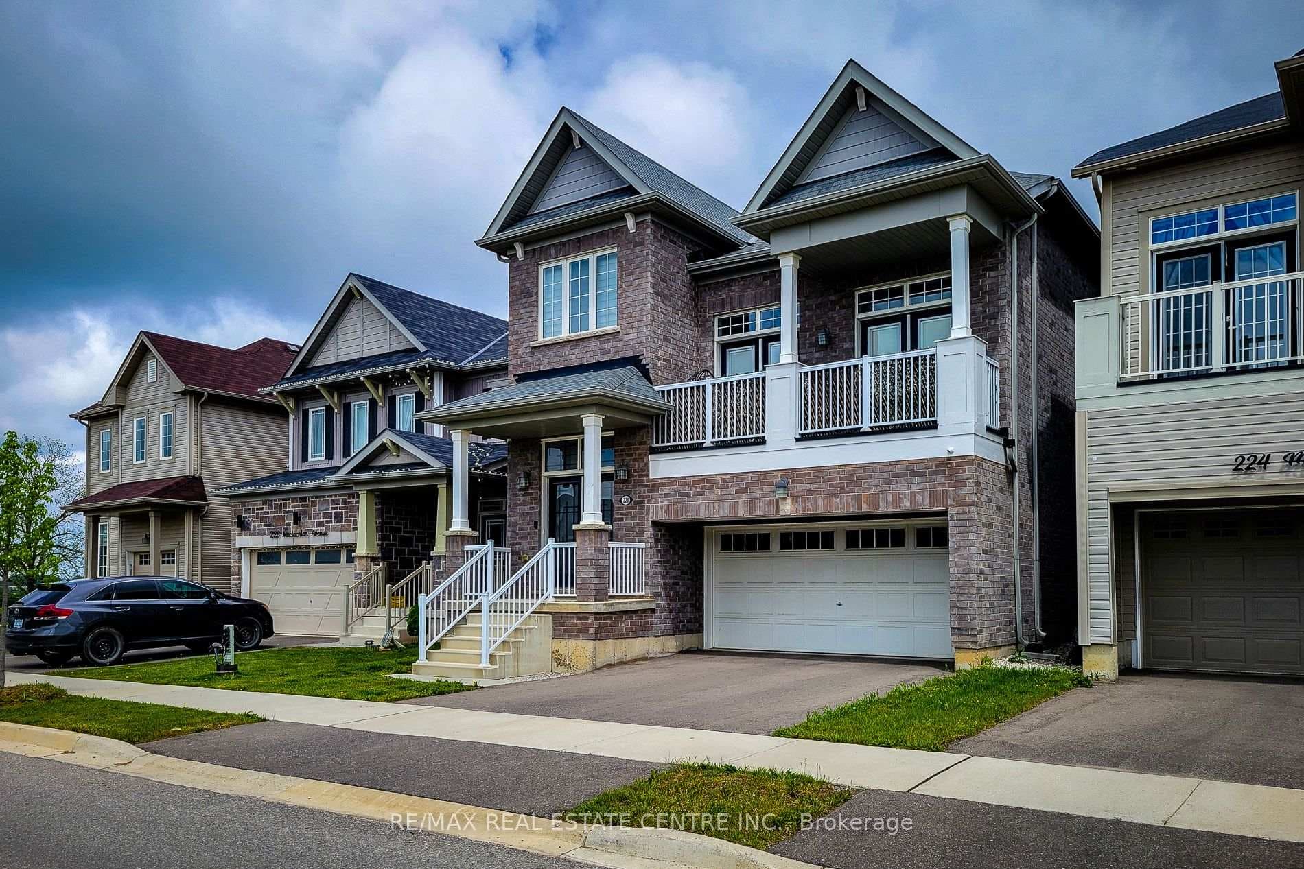 226 Maclachlan Avenue photo 2