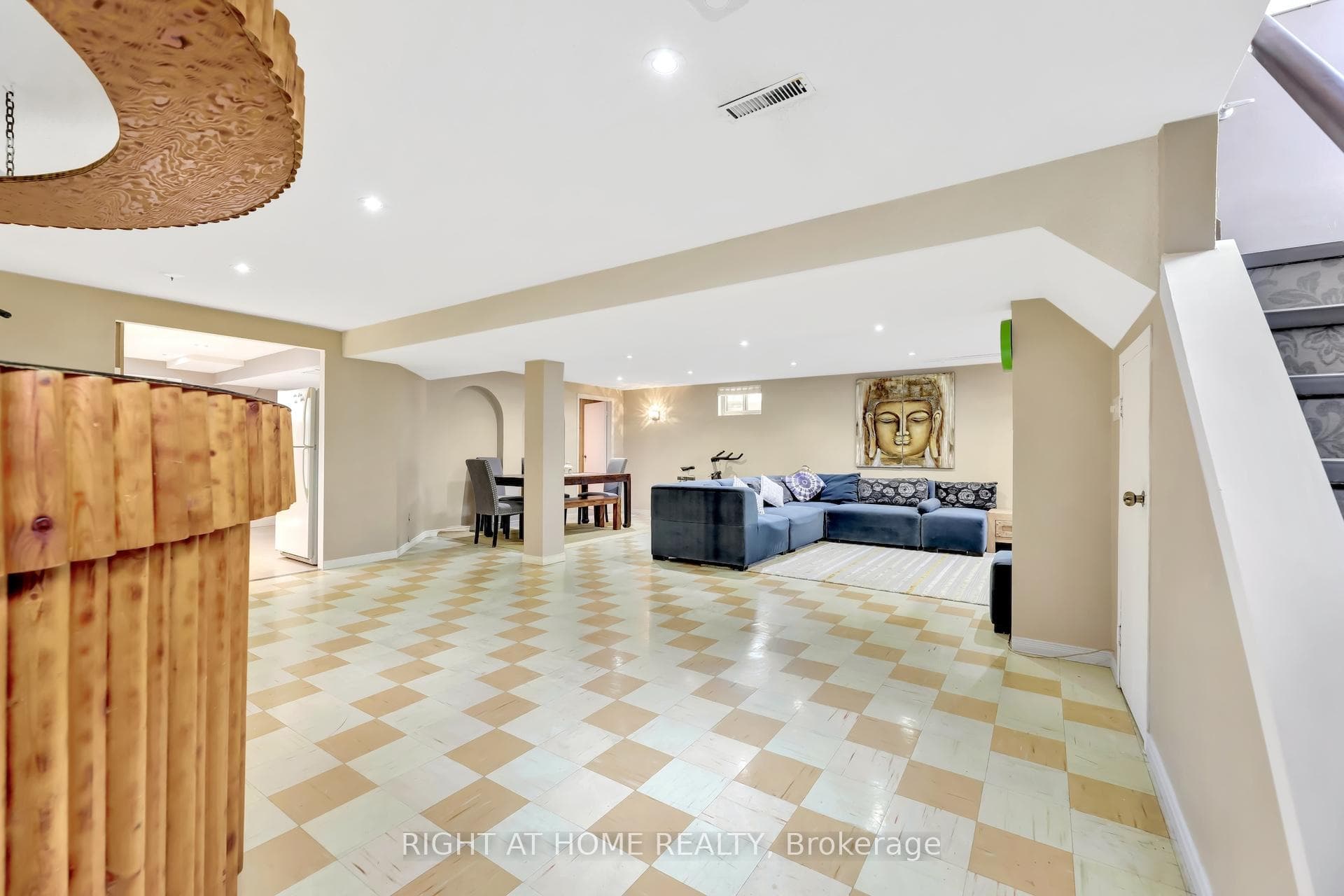 1369 Tyneburn Crescent photo 23
