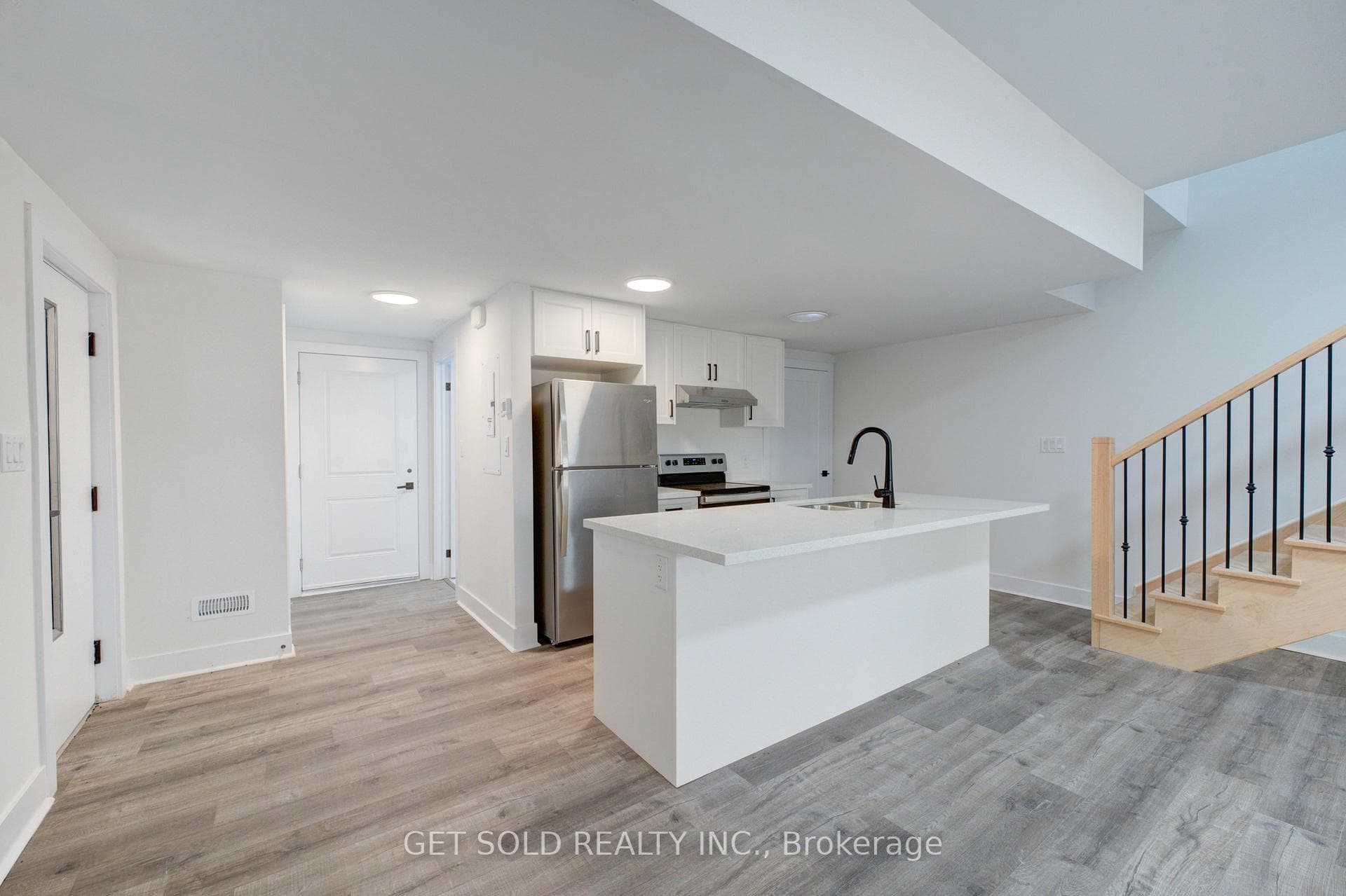 6701 Thorold Stone Road Unit 4 photo 5