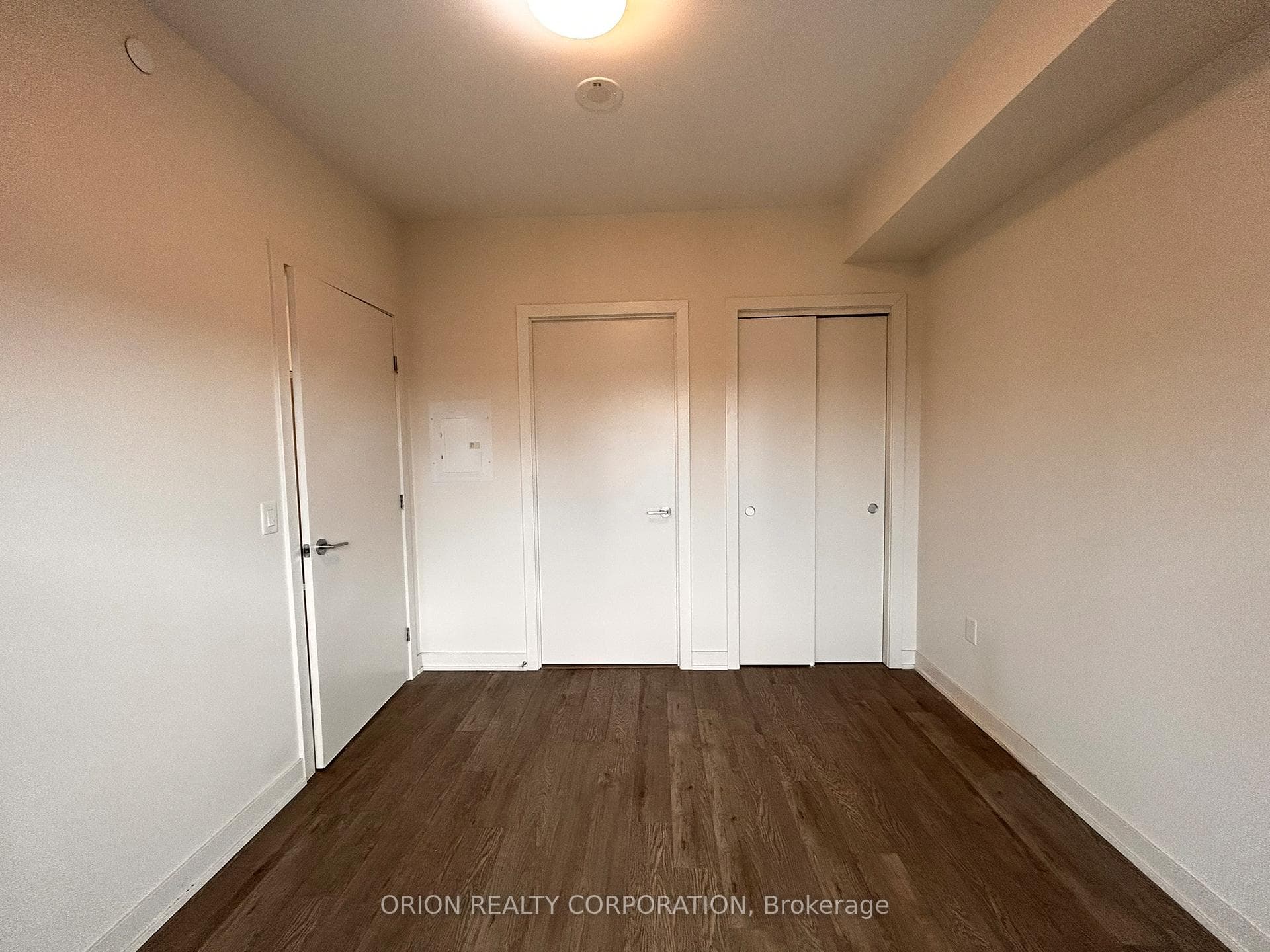 212 King William Street Unit 620 photo 38