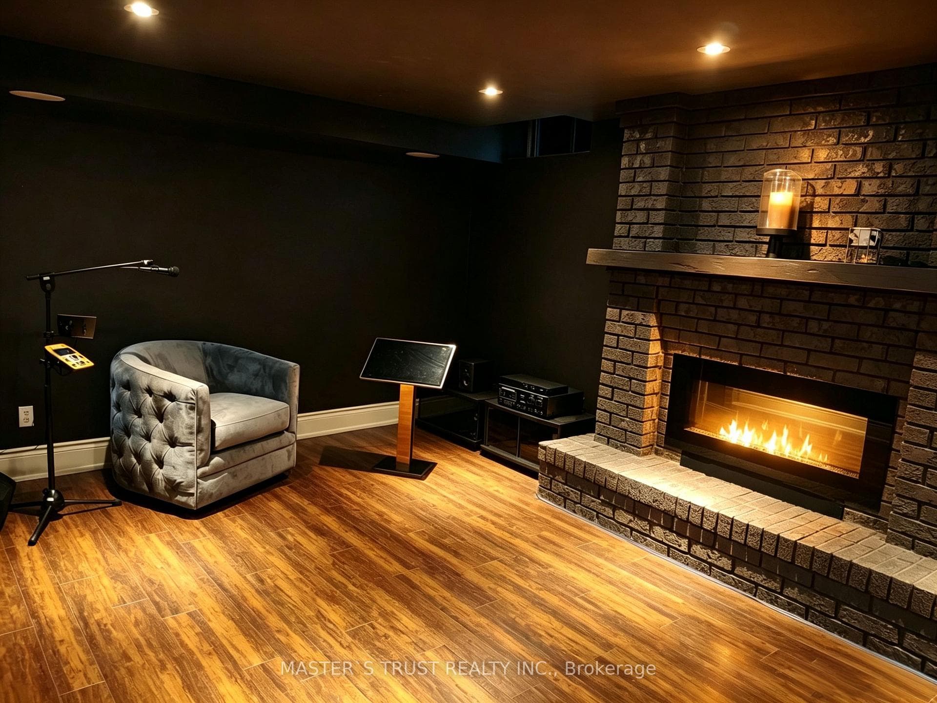 47 Glen Hill Drive photo 32