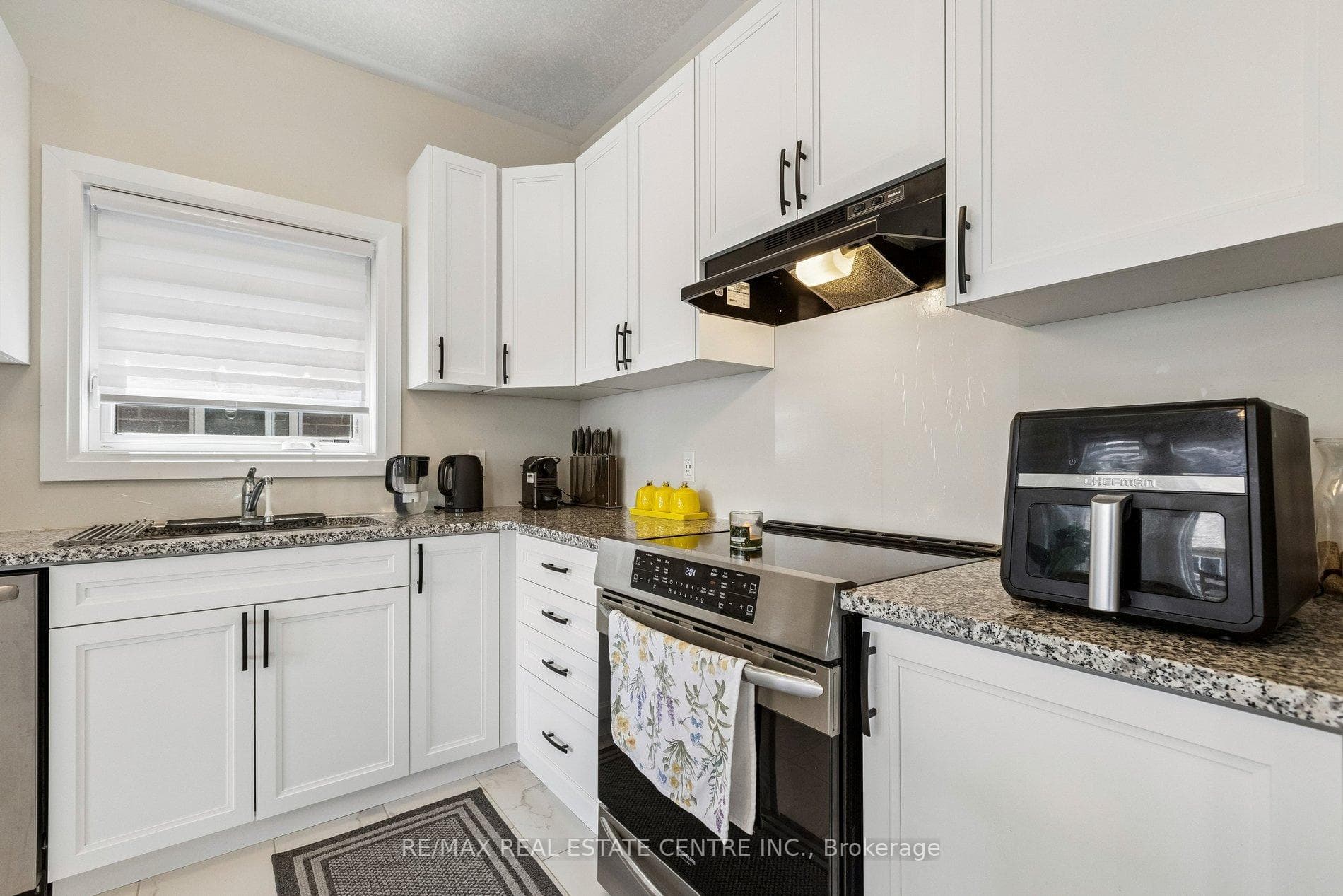 294 Chokecherry Crescent photo 25