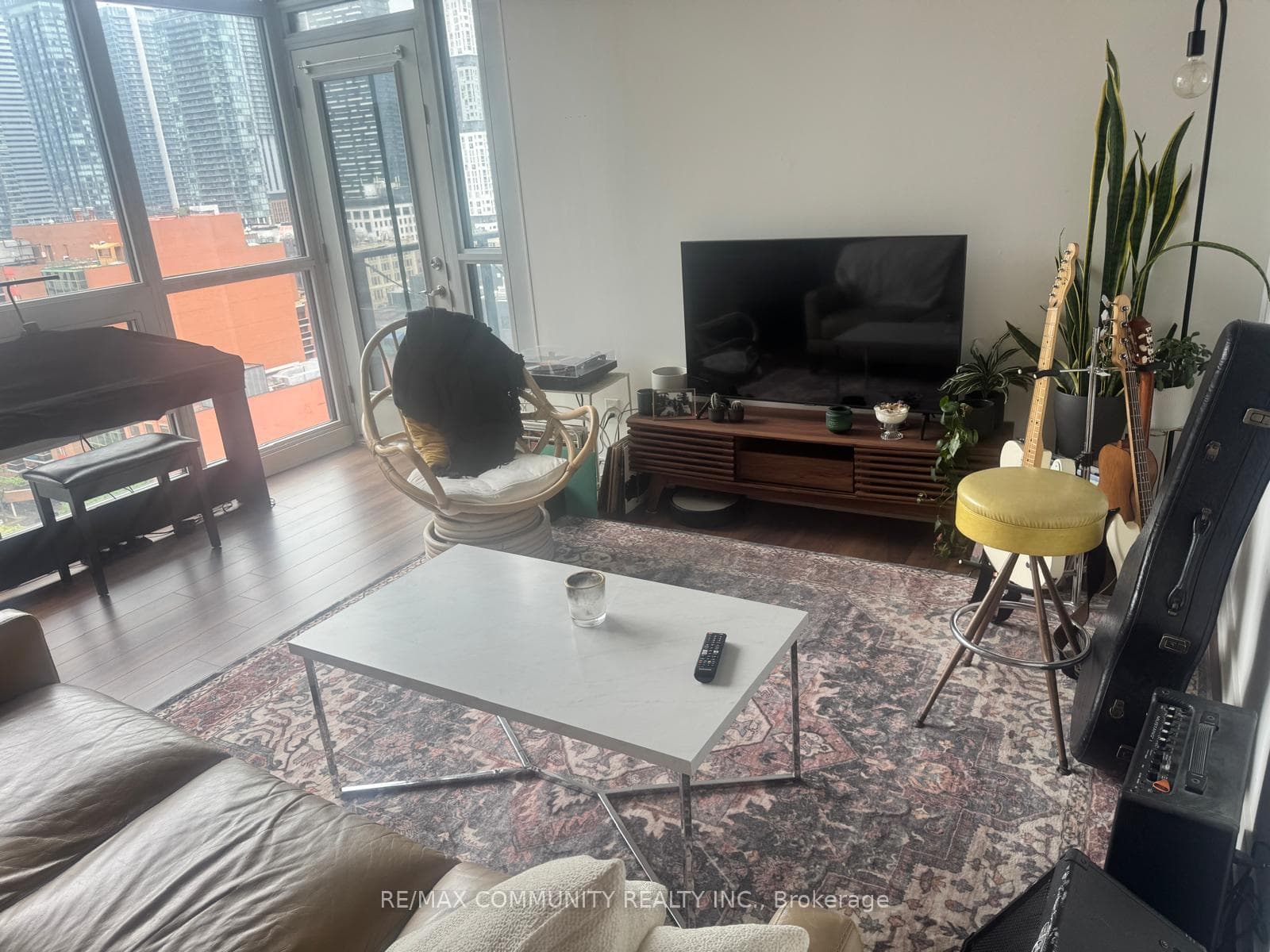 210 Simcoe Street Unit 1514 photo 6
