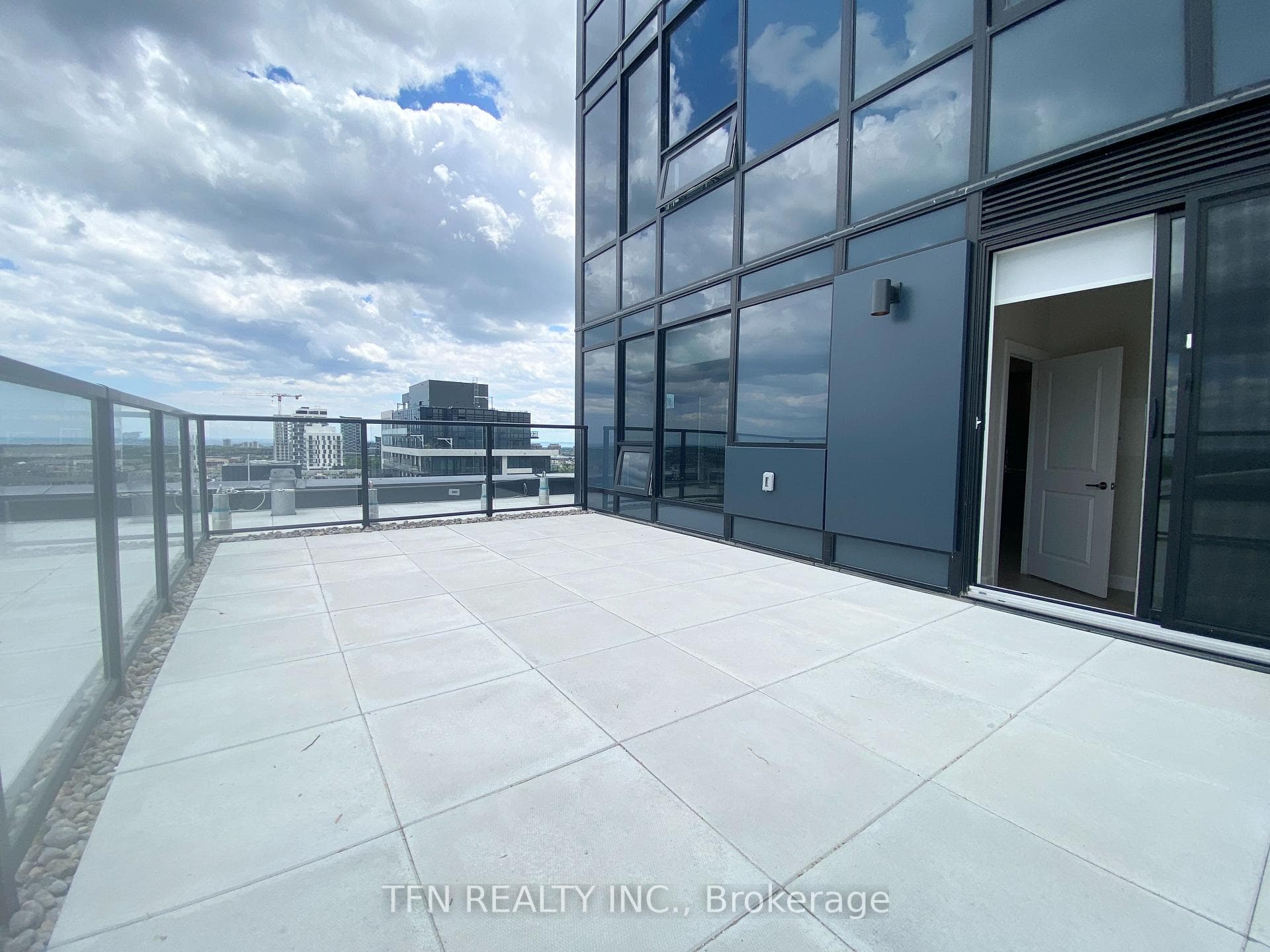 3220 William Coltson Avenue Unit 1308 photo 27