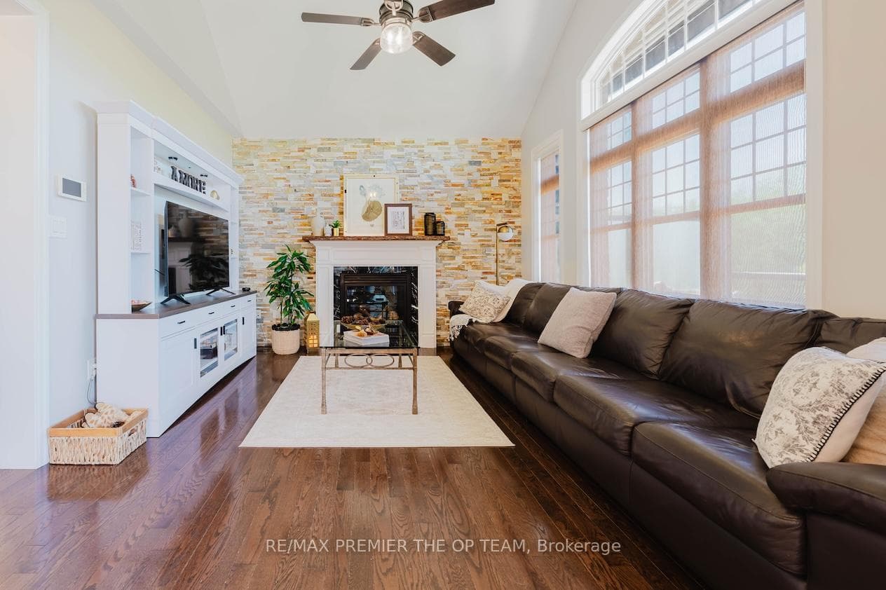 22 Adelia Place photo 14