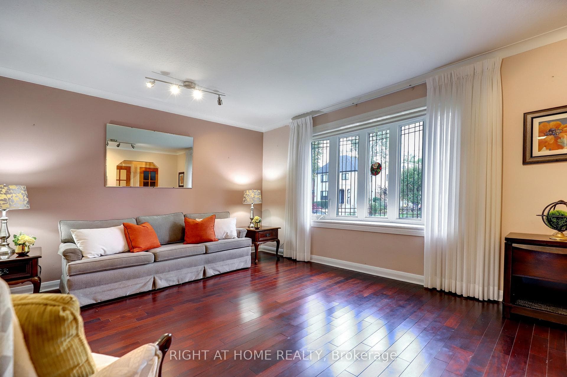 56 Cynthia Road photo 6