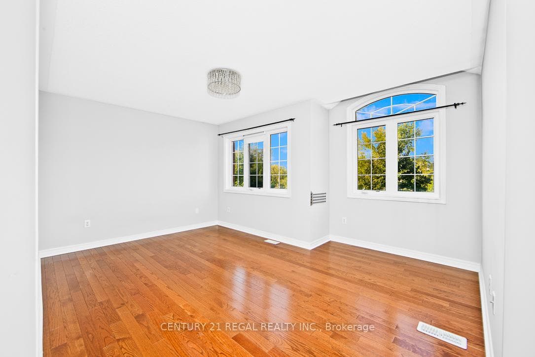 39 Boswell Road photo 19