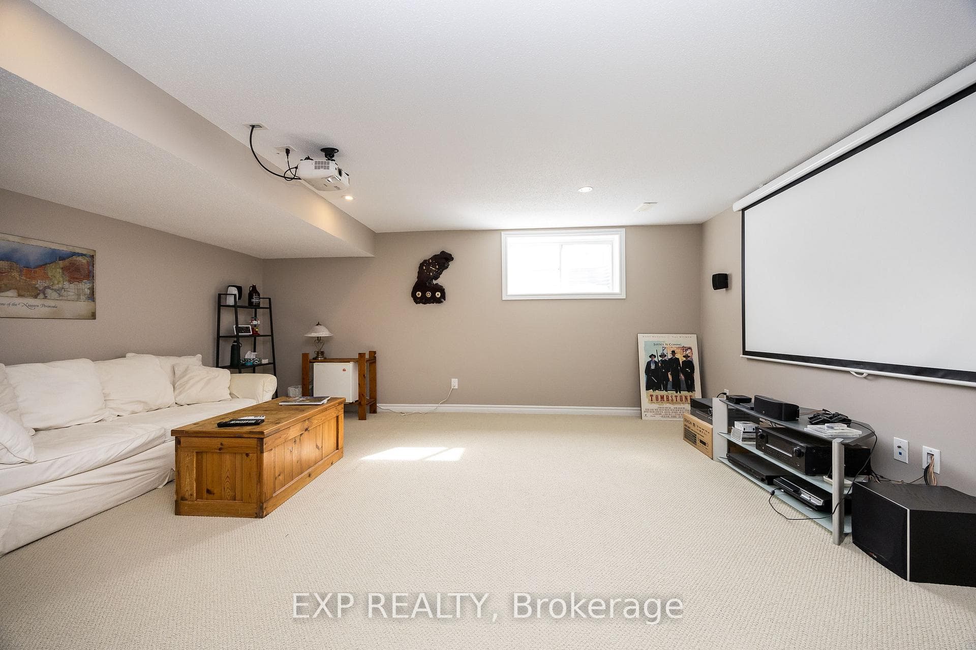 1004 Ottenbrite Crescent photo 28