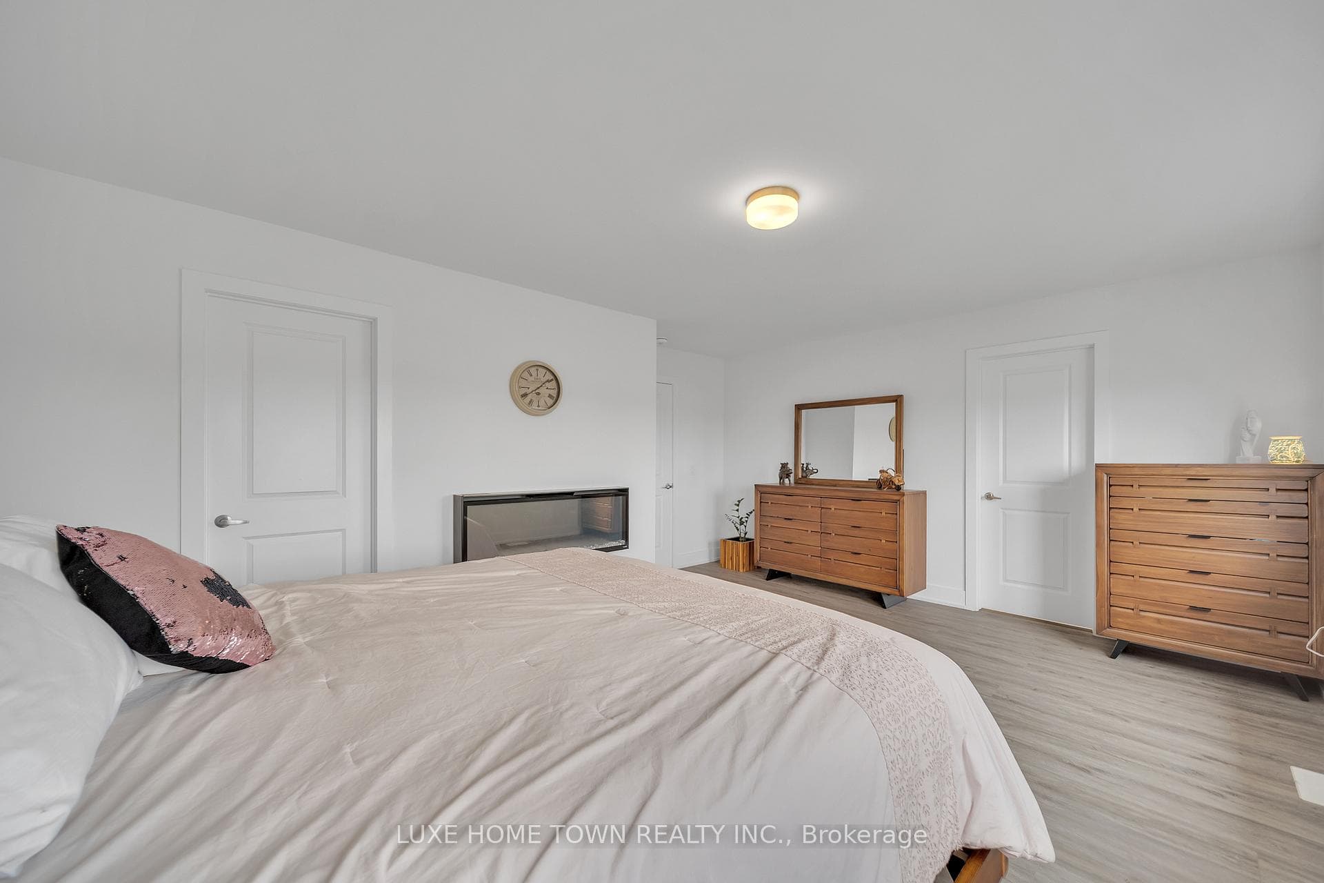 144 Povey Road photo 30