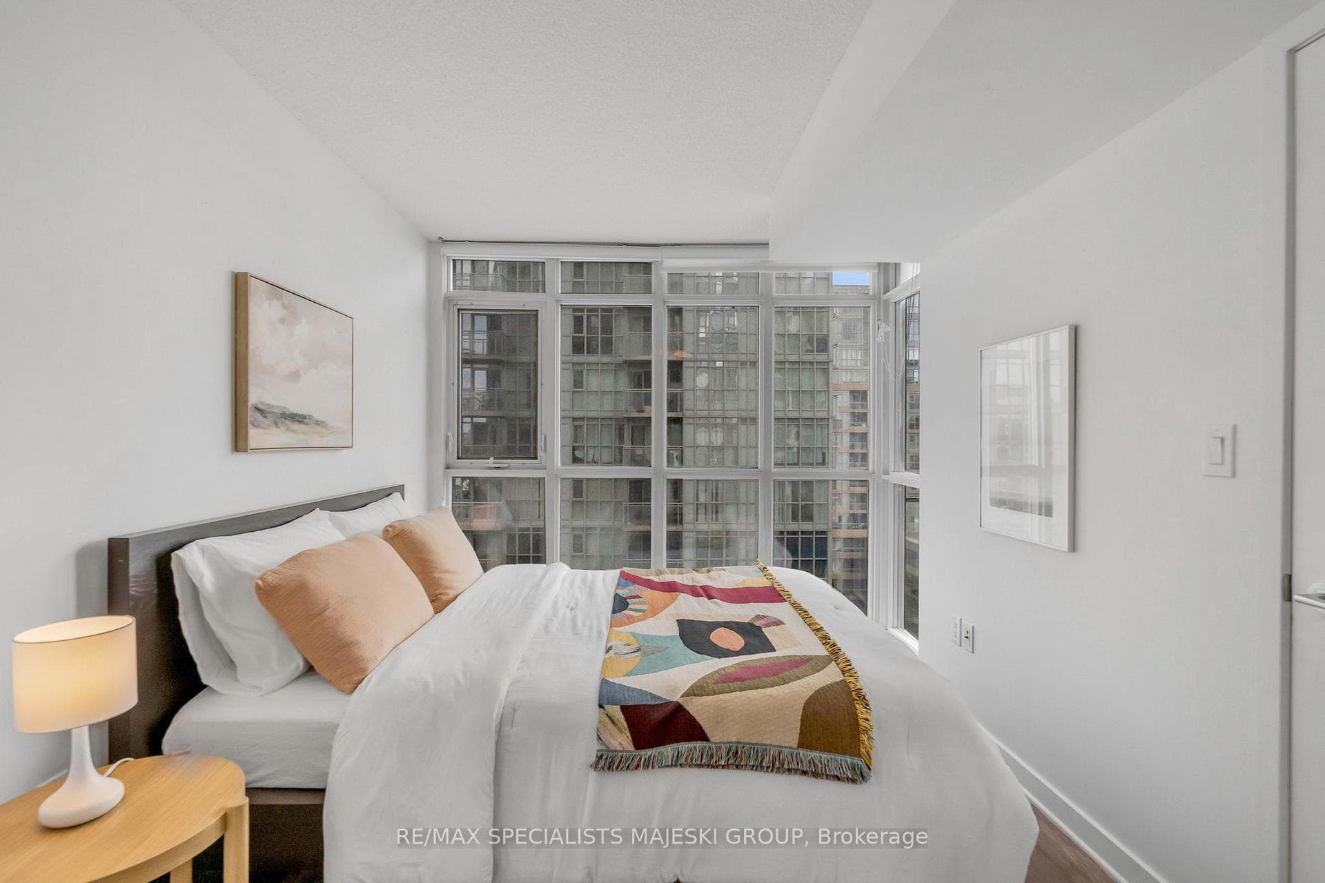 21 Iceboat Terrace Unit 1705 photo 14