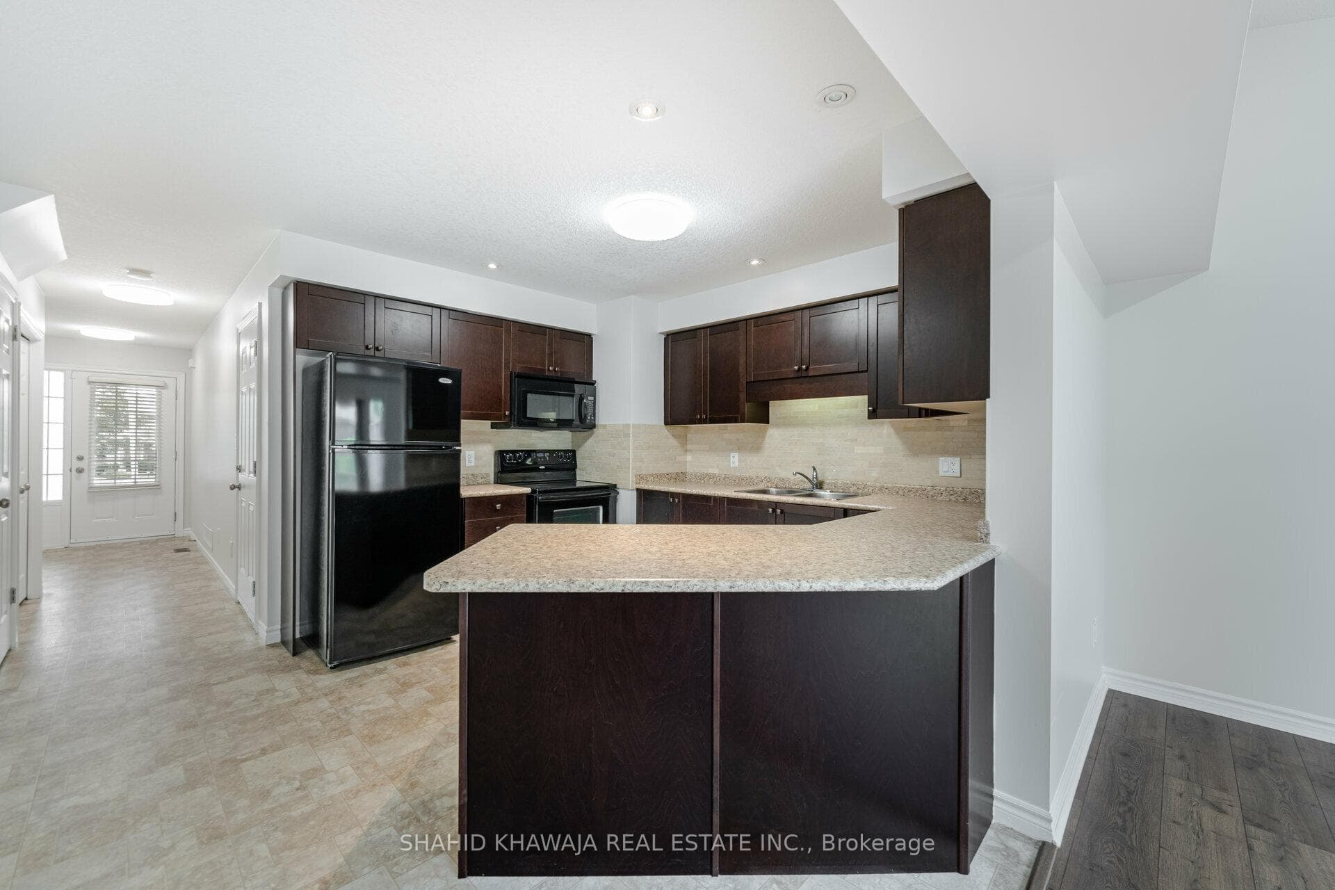 555 Chablis Drive photo 4