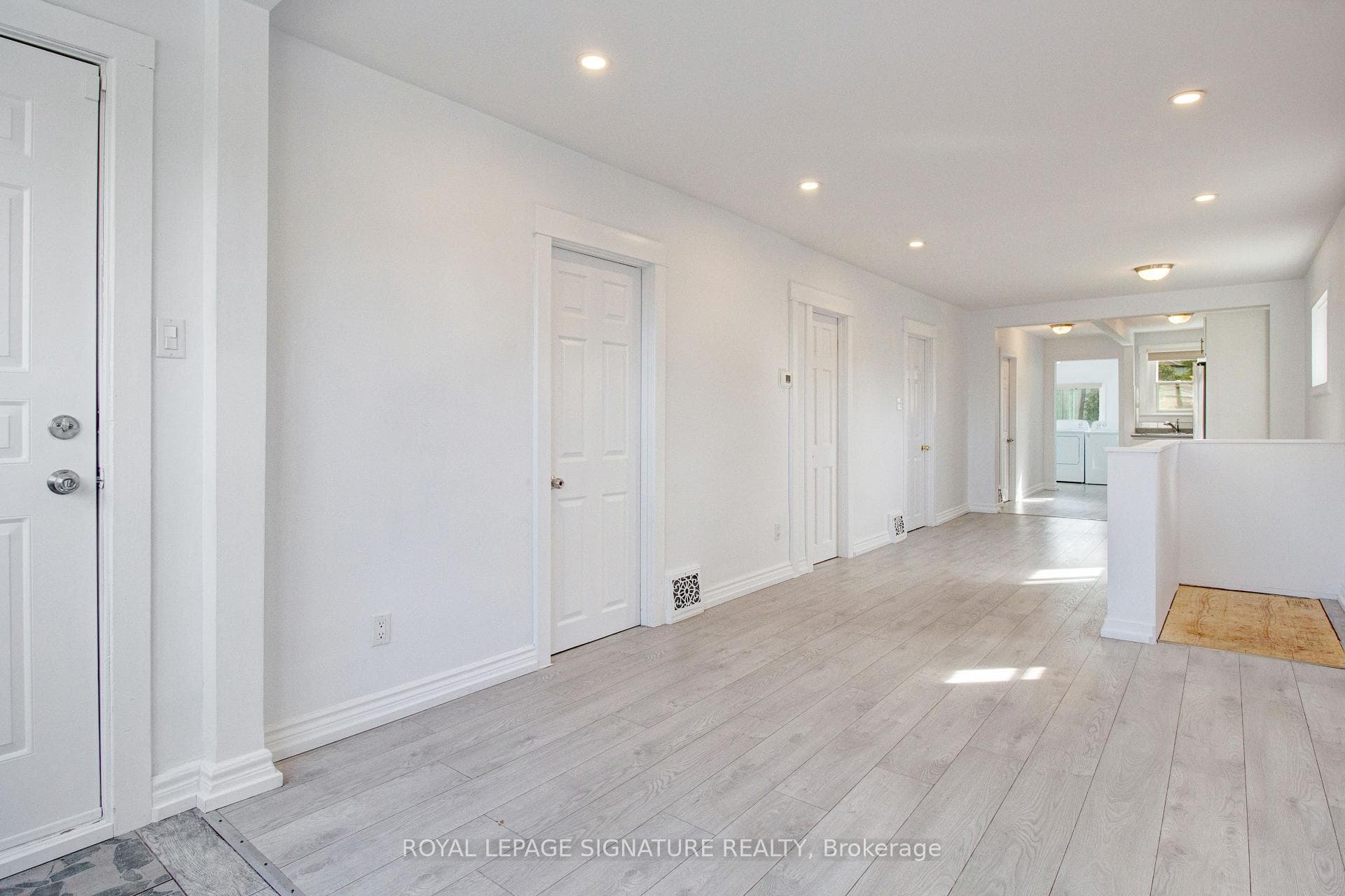 56 Cambridge Avenue photo 8
