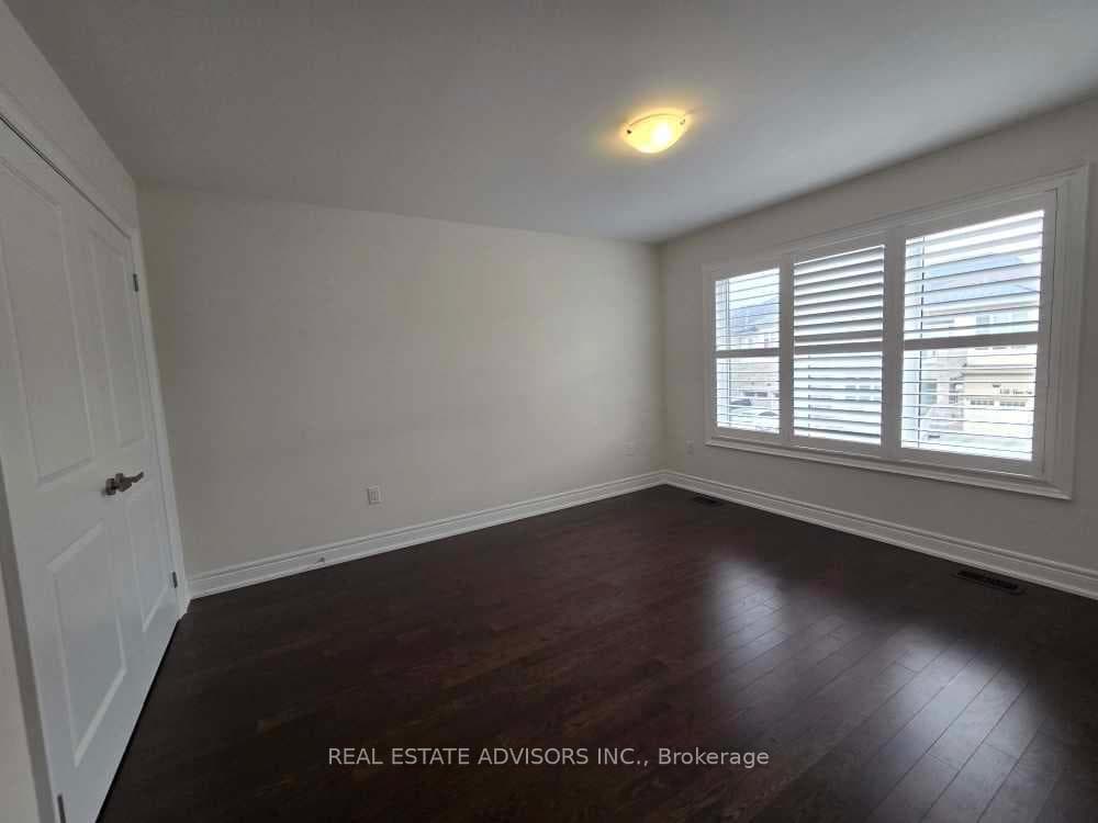 135 Ben Sinclair Avenue photo 23