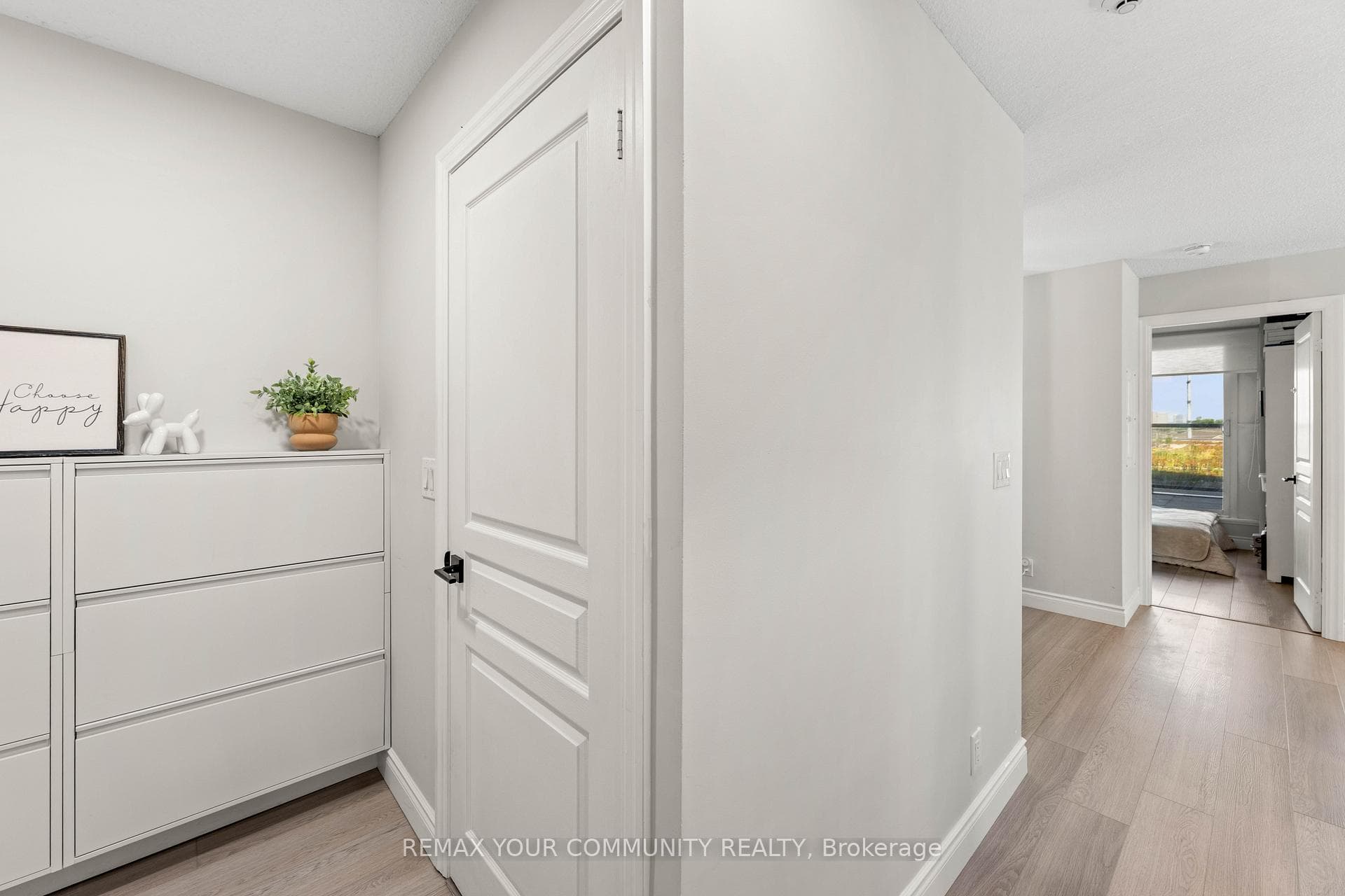 1940 Ironstone Drive Unit 609 photo 6