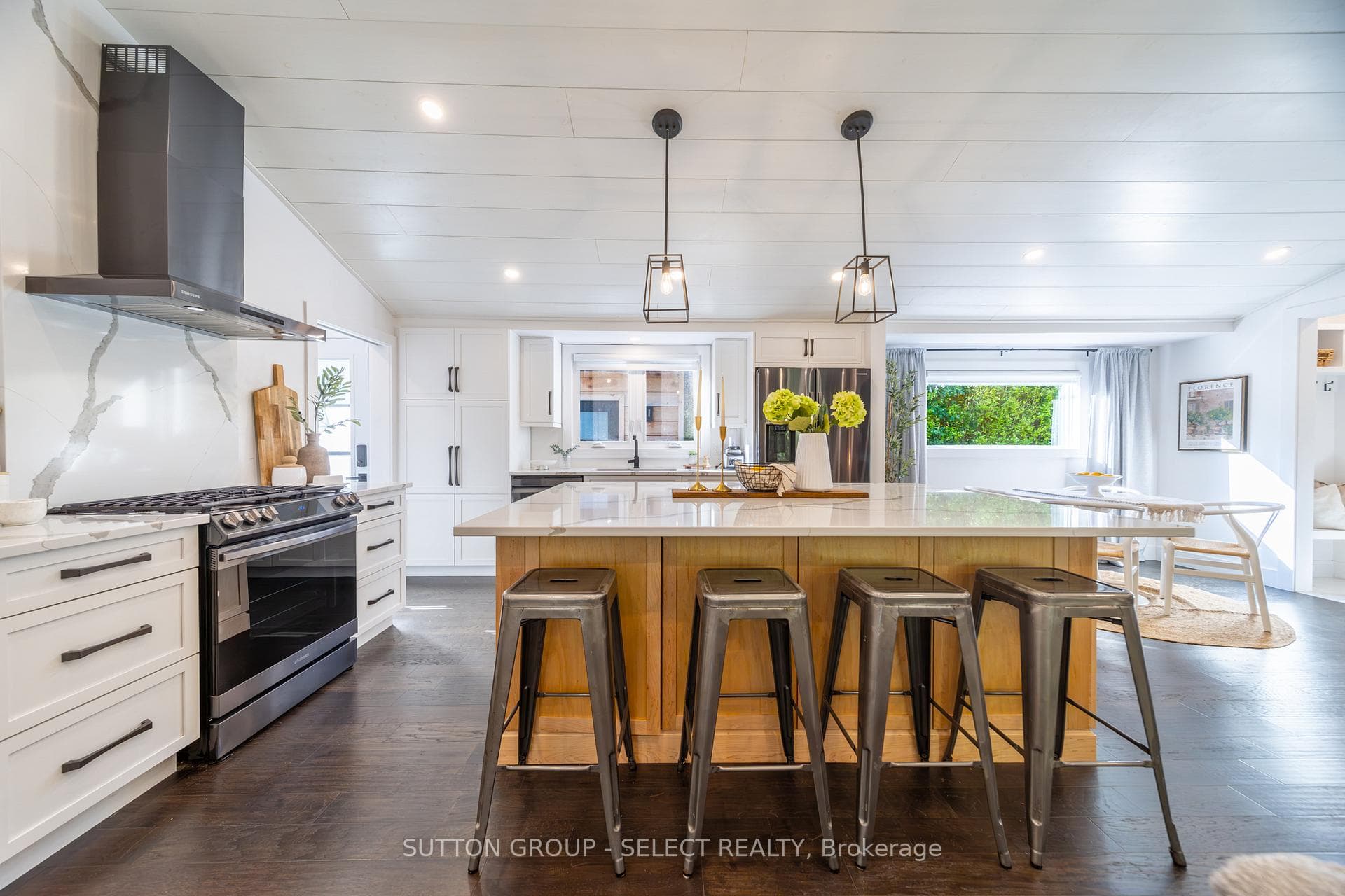 Oversized island perfect for gatherings