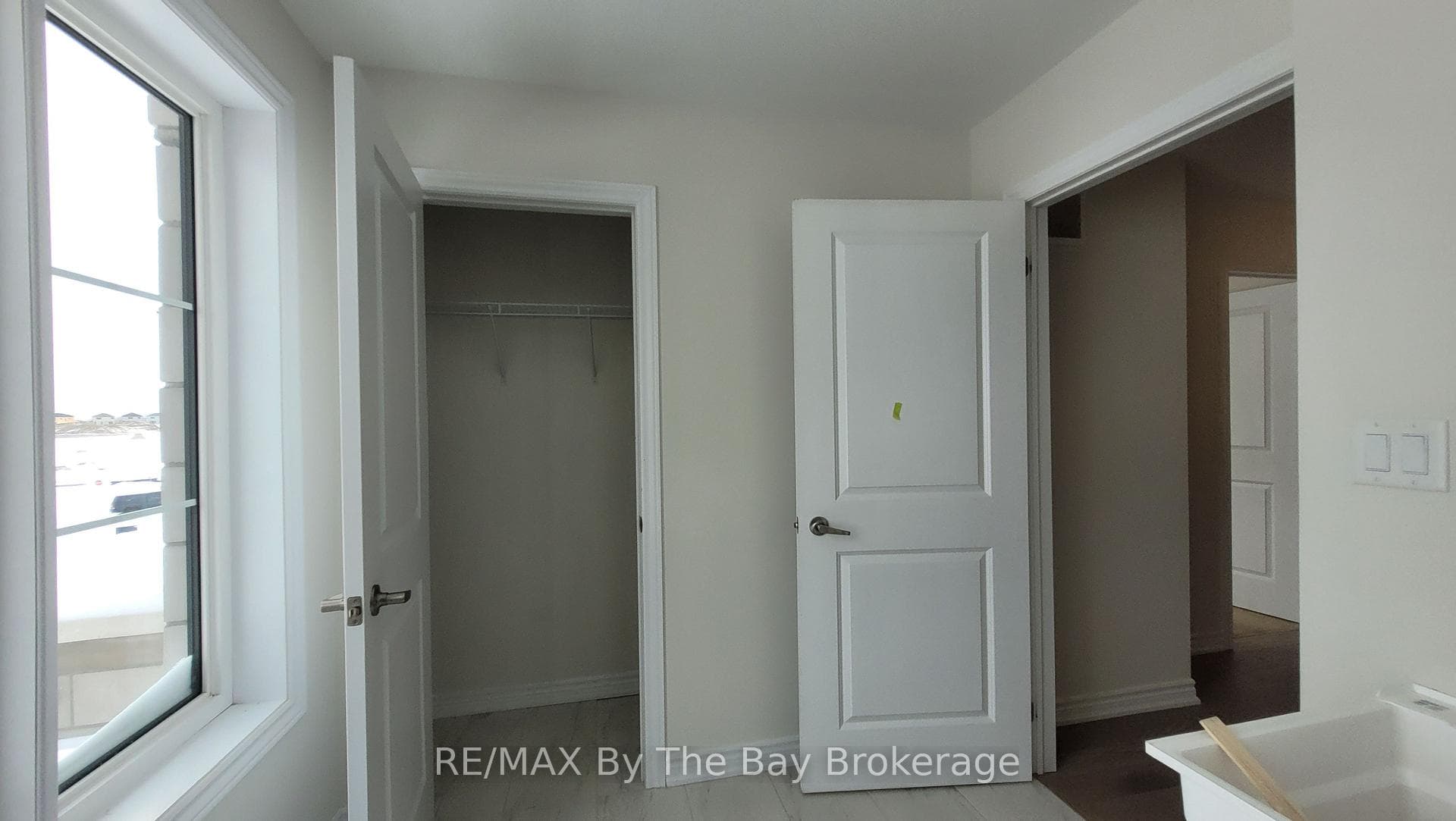 11 Del Ray Crescent photo 33