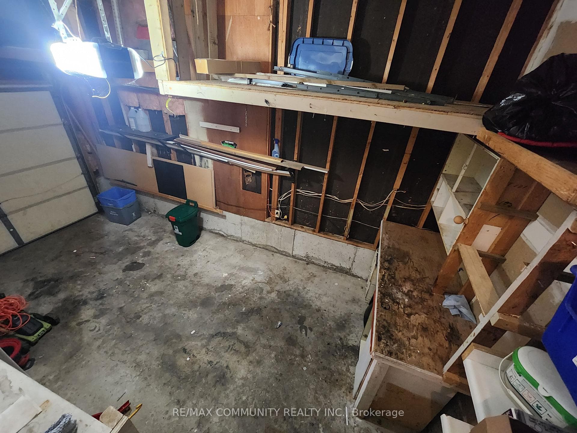 2126 Denby Drive photo 33