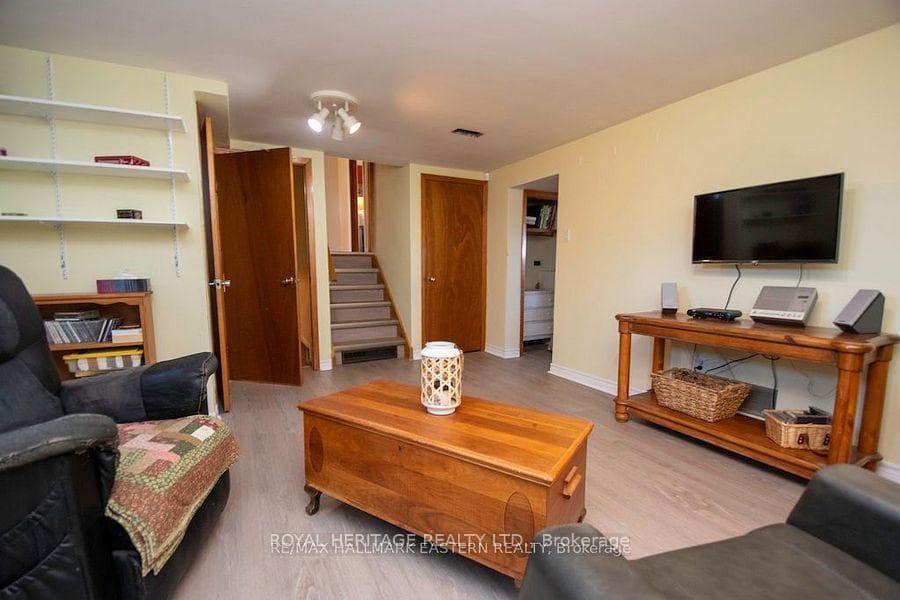 Laminate flooring