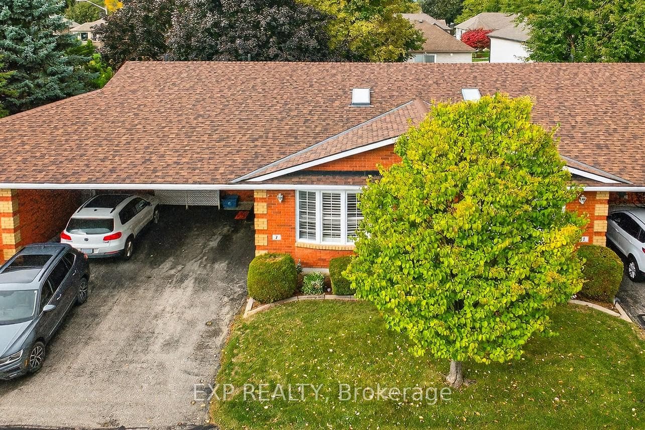20 Courtland Drive Unit 2 photo 2
