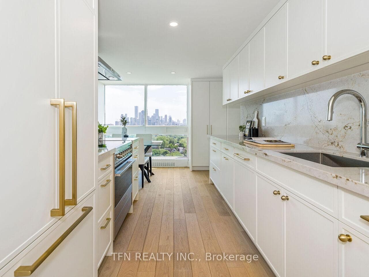 63 St Clair Avenue Unit 1701 photo 12