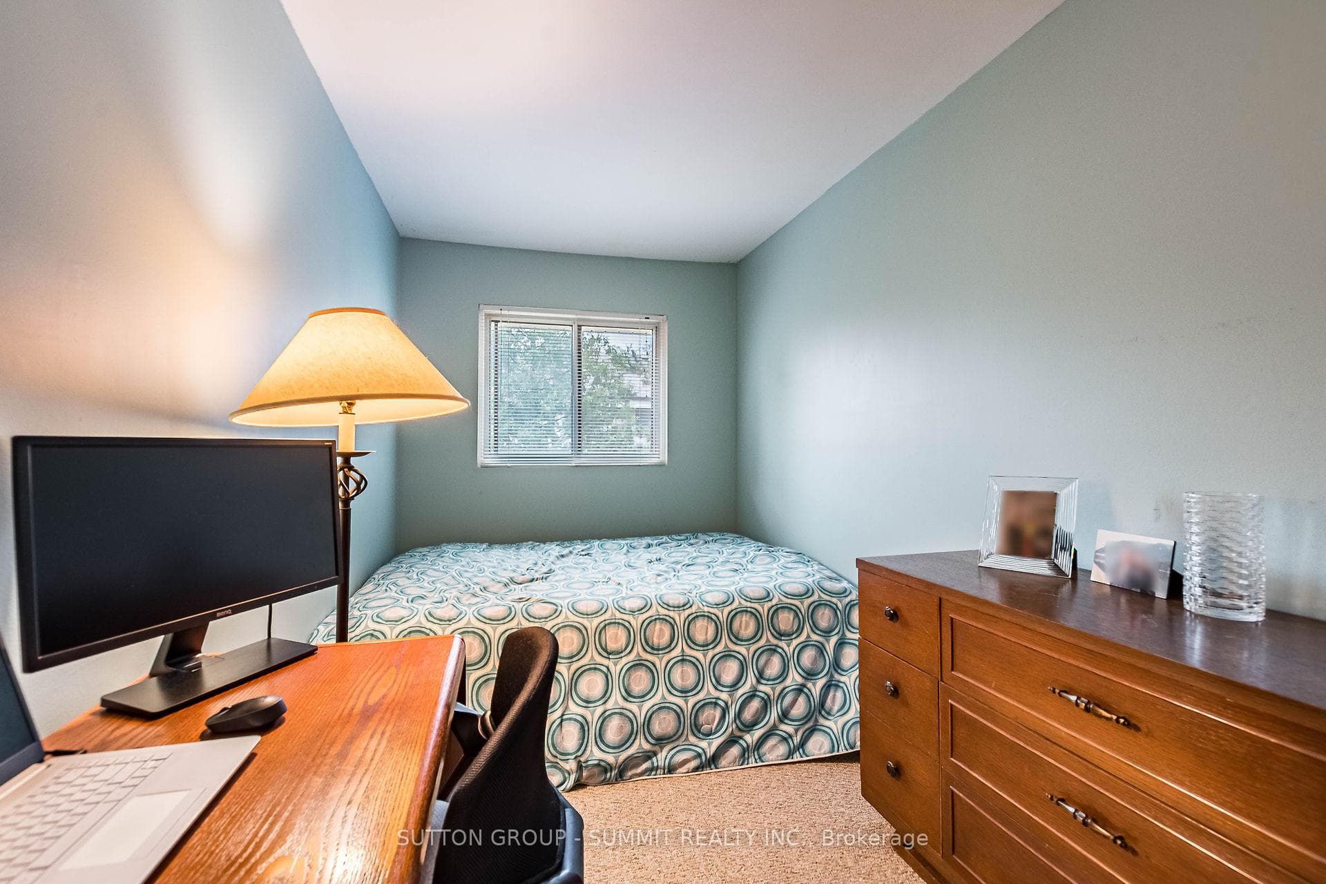 2779 GANANOQUE Drive Unit 44 photo 31