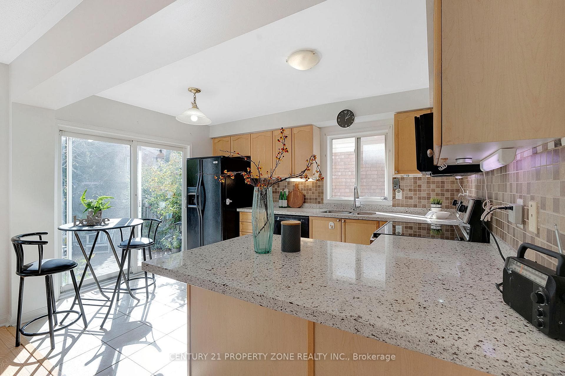 37 Clyde Road photo 12
