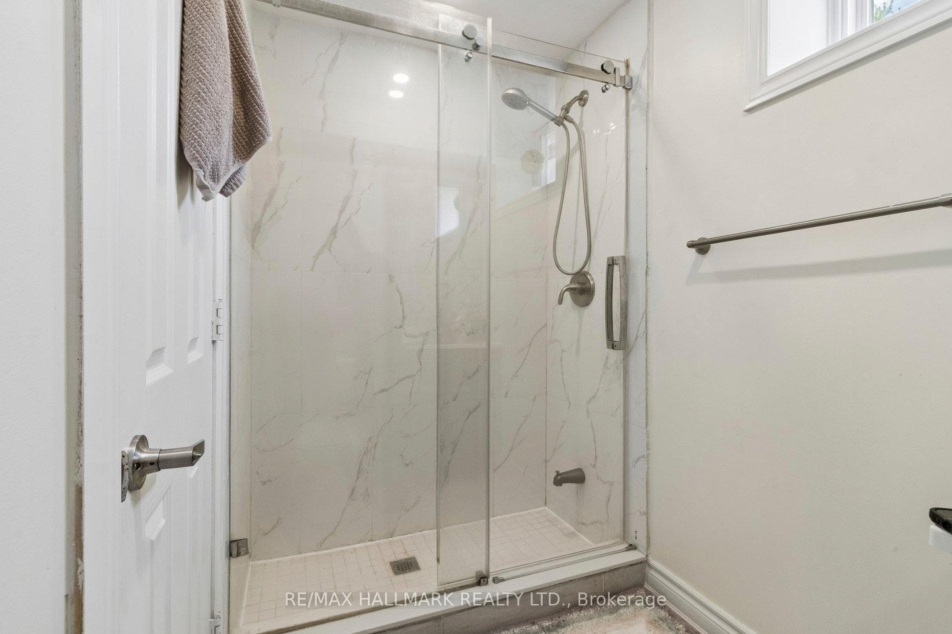 Lower- Bathroom
