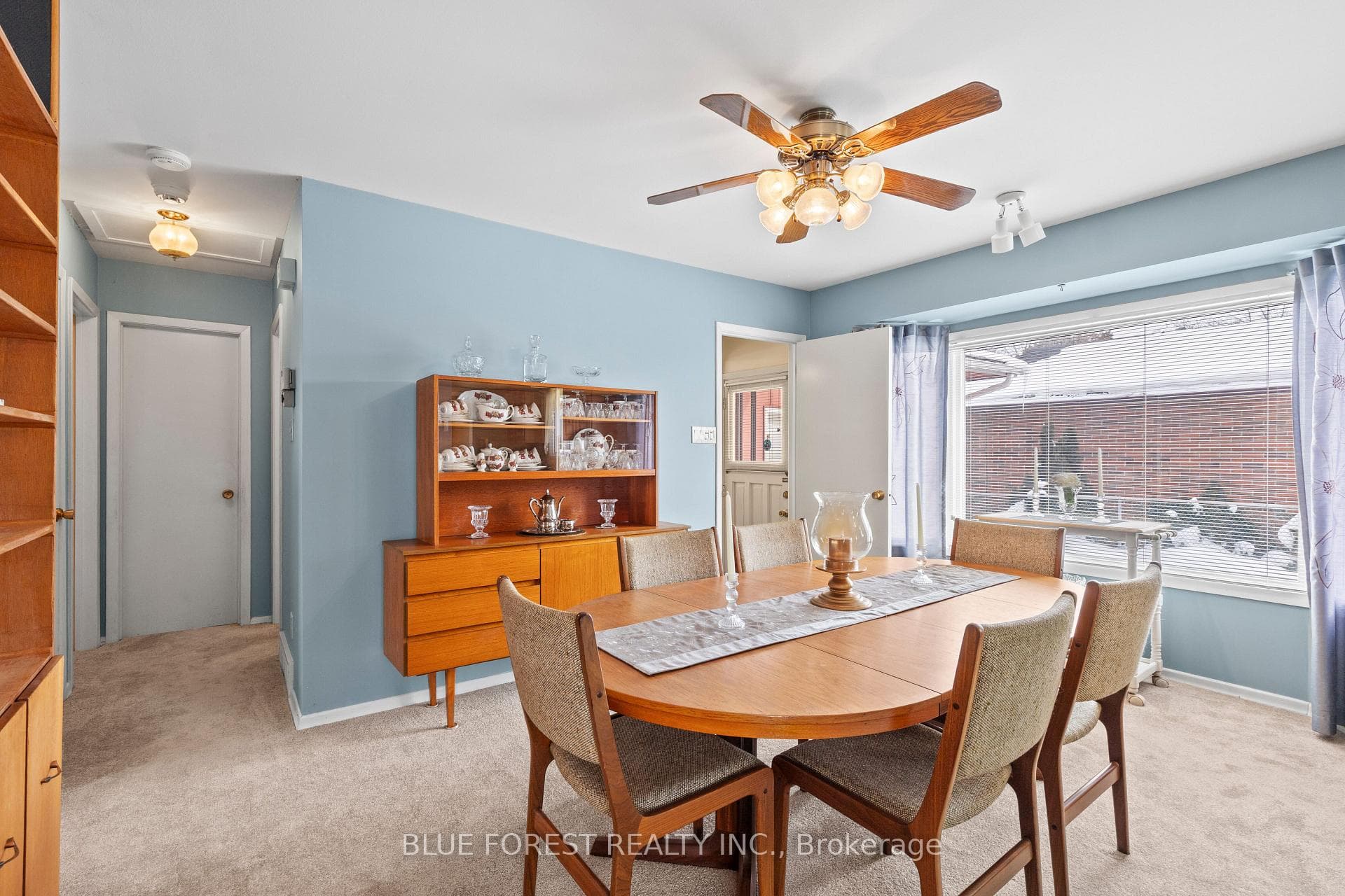 33 Cornell Crescent photo 14