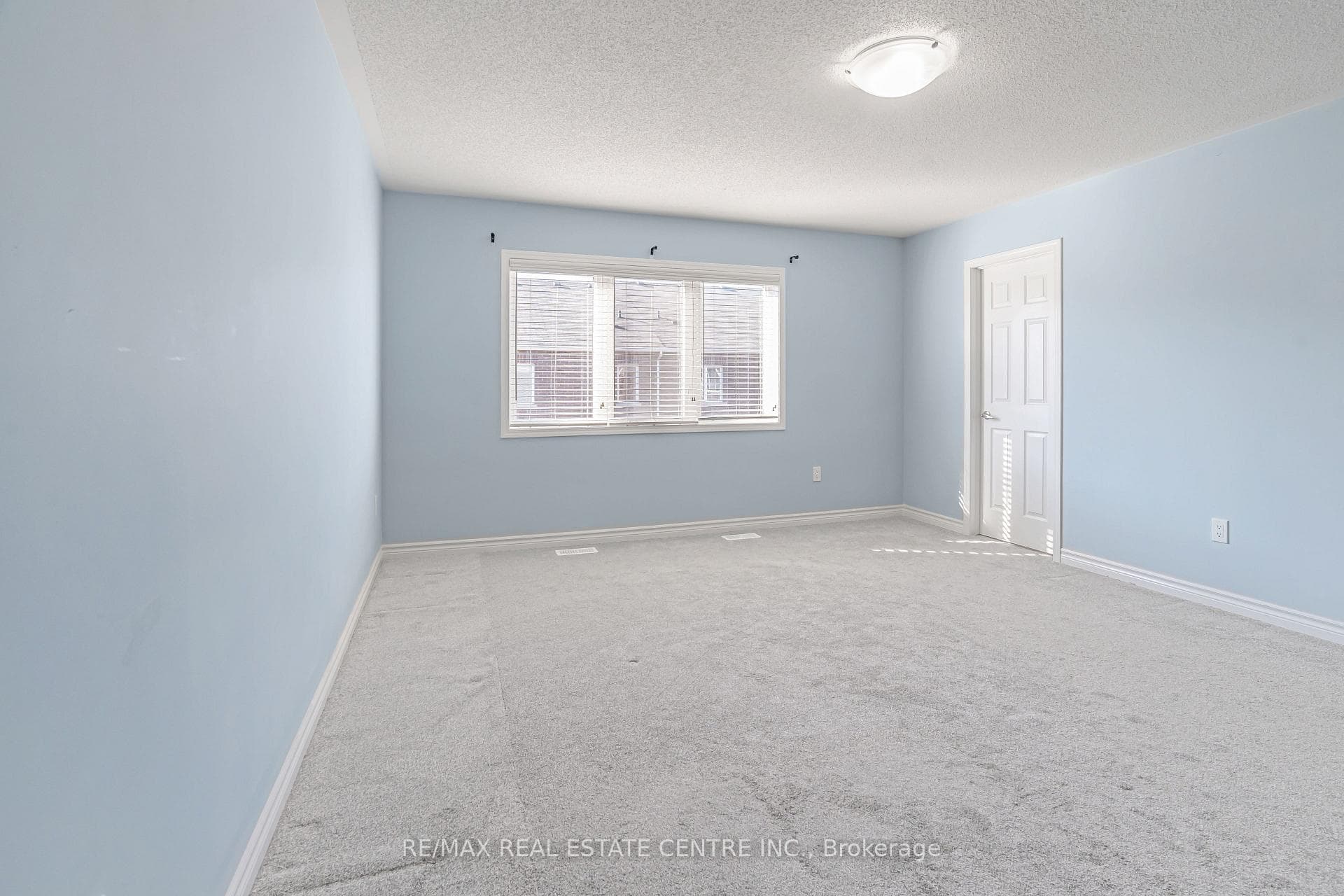 1516 Farmstead Drive photo 29