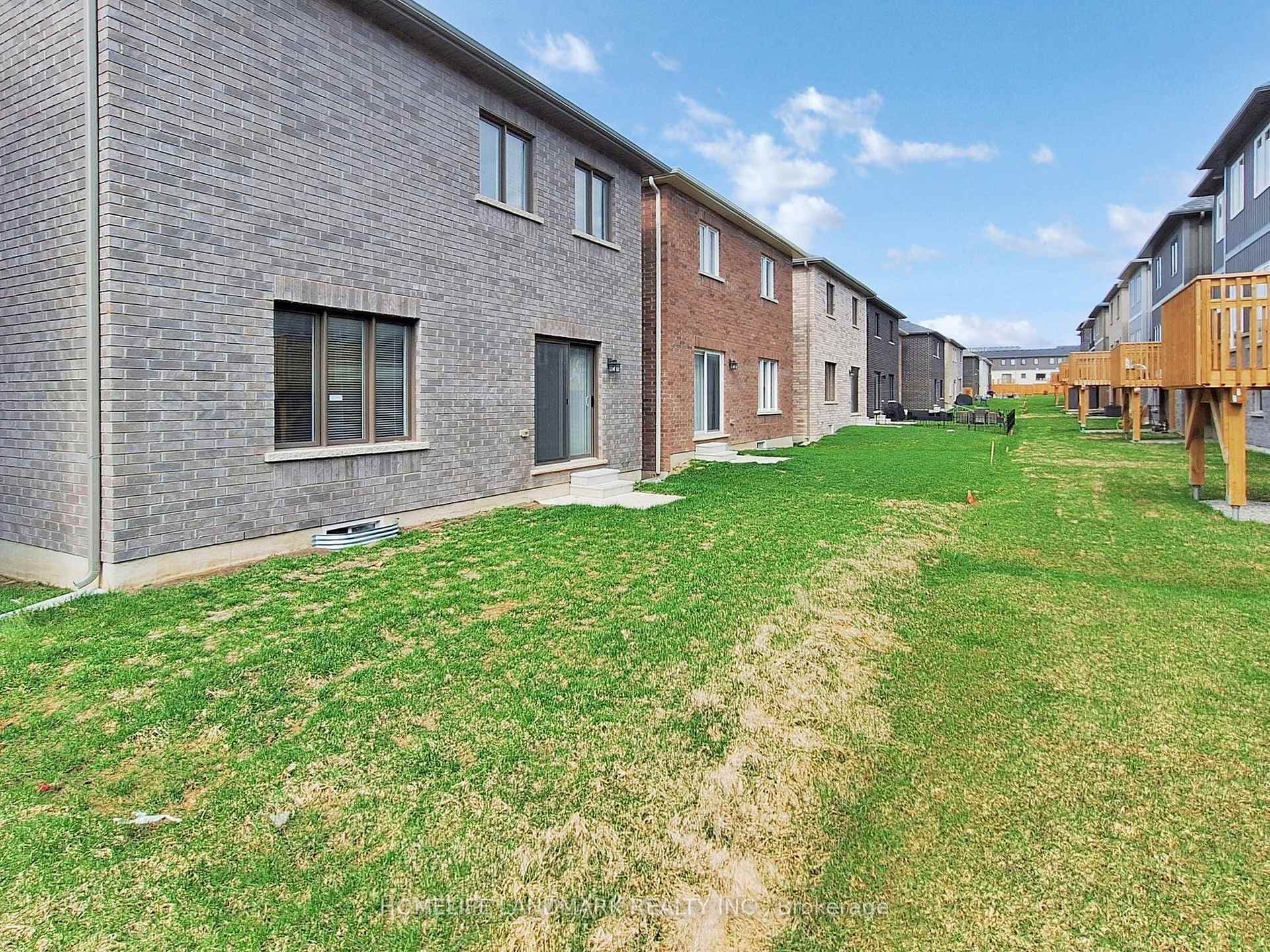 67 Wheatfield Road photo 49