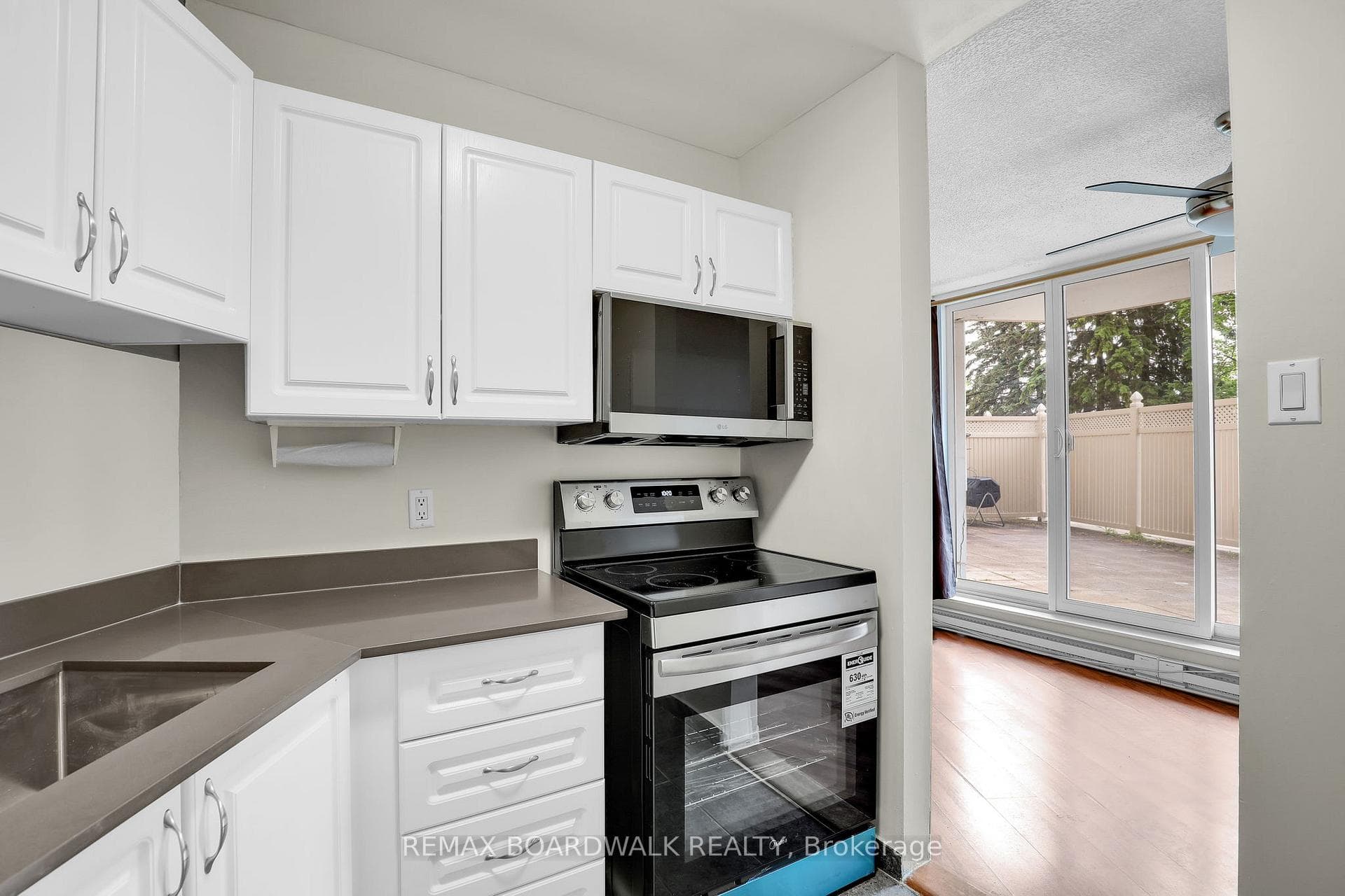 2020 Jasmine Crescent Unit 115 photo 16